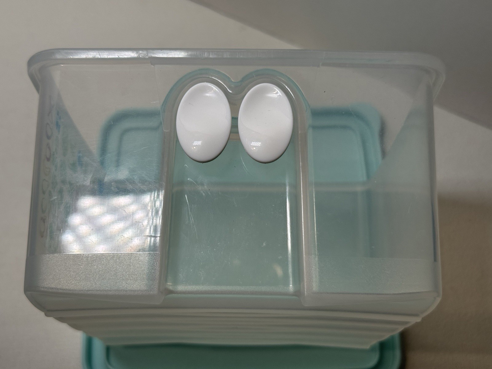 Lot 3 Tupperware FridgeSmart Containers Variety Lids 2 Rectangle 1 Square VGUC
