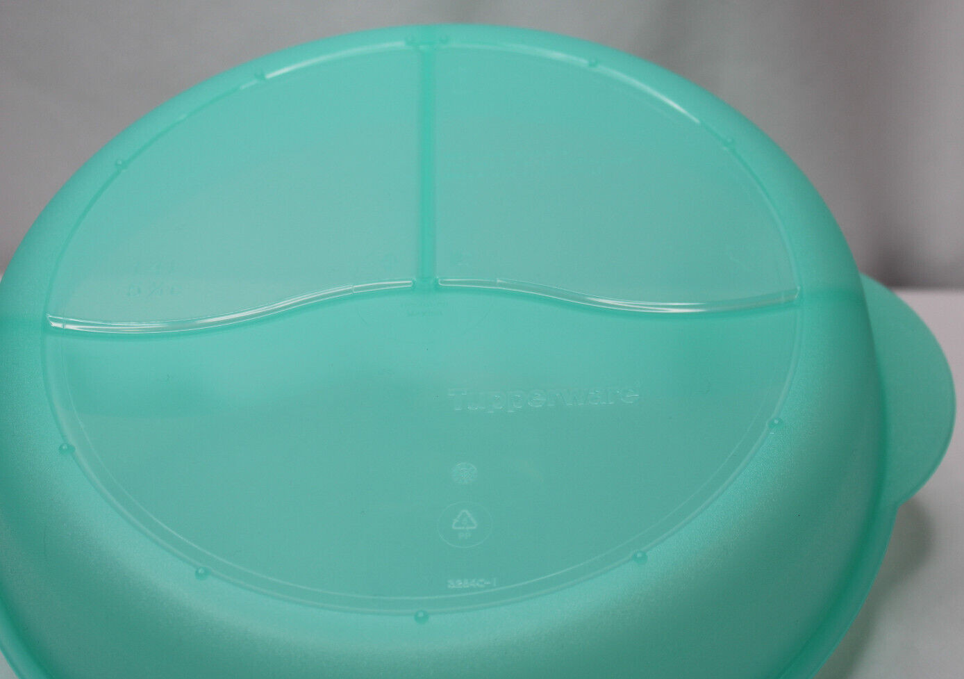Tupperware Crystalwave Plus Divided Dish Vent Lid Large Mint Microwaveable 1.4L