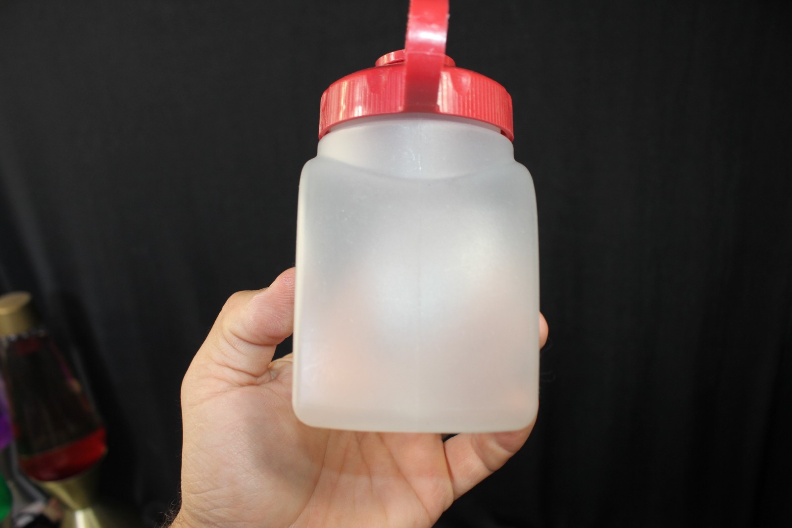 Rubbermaid Servin Saver Juice Box 16 oz Drink Bottle Pour Spout IC96 EUC Red USA