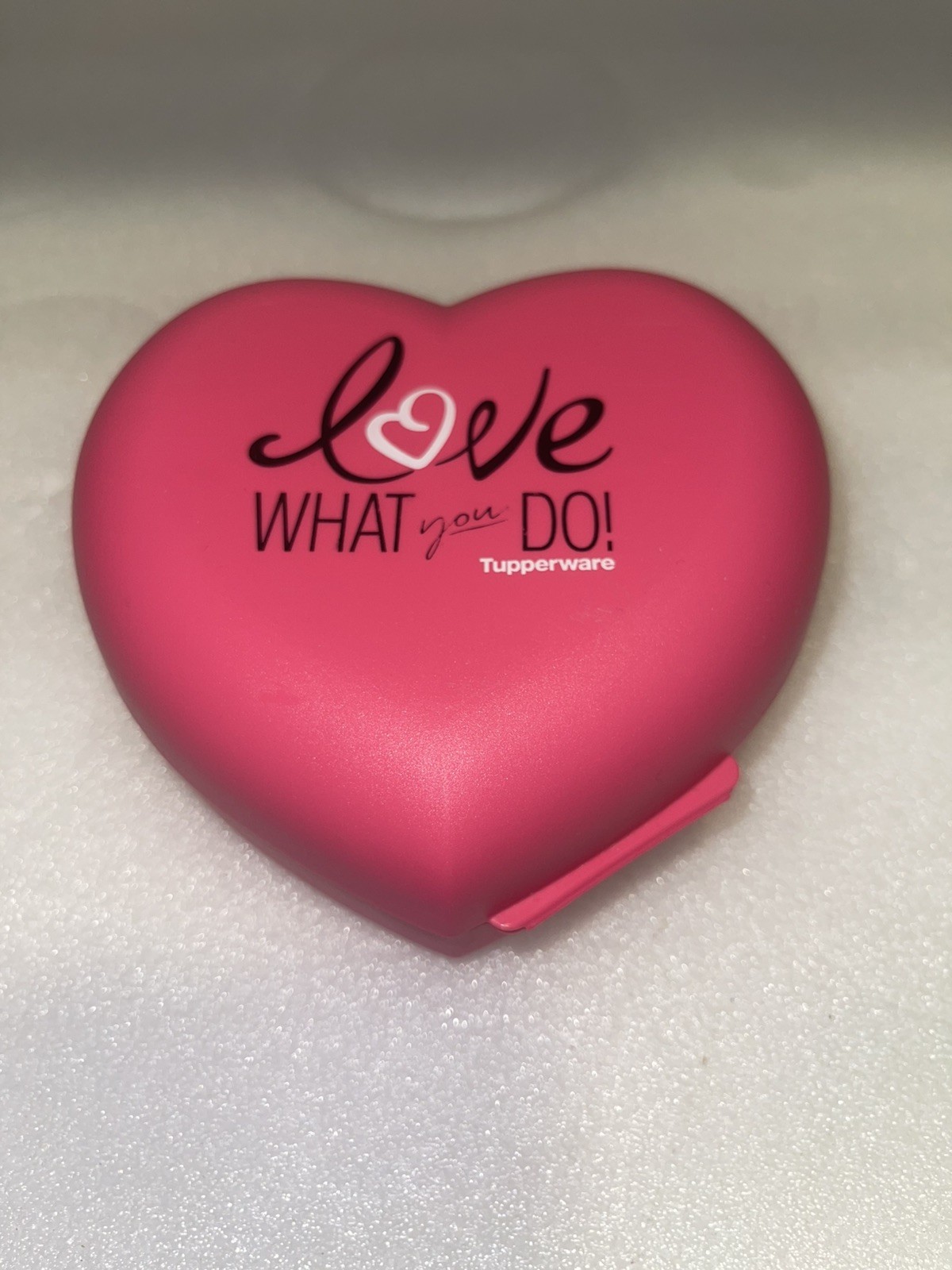 Tupperware Heart Shaped Storage Container Box Bright Pink – Love What You Do!