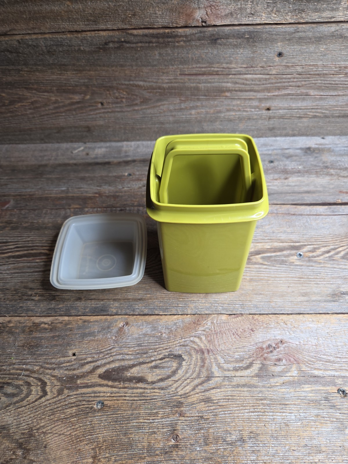 Tupperware 3 Piece Pick A Deli Container Pickle Keeper Avocado Green