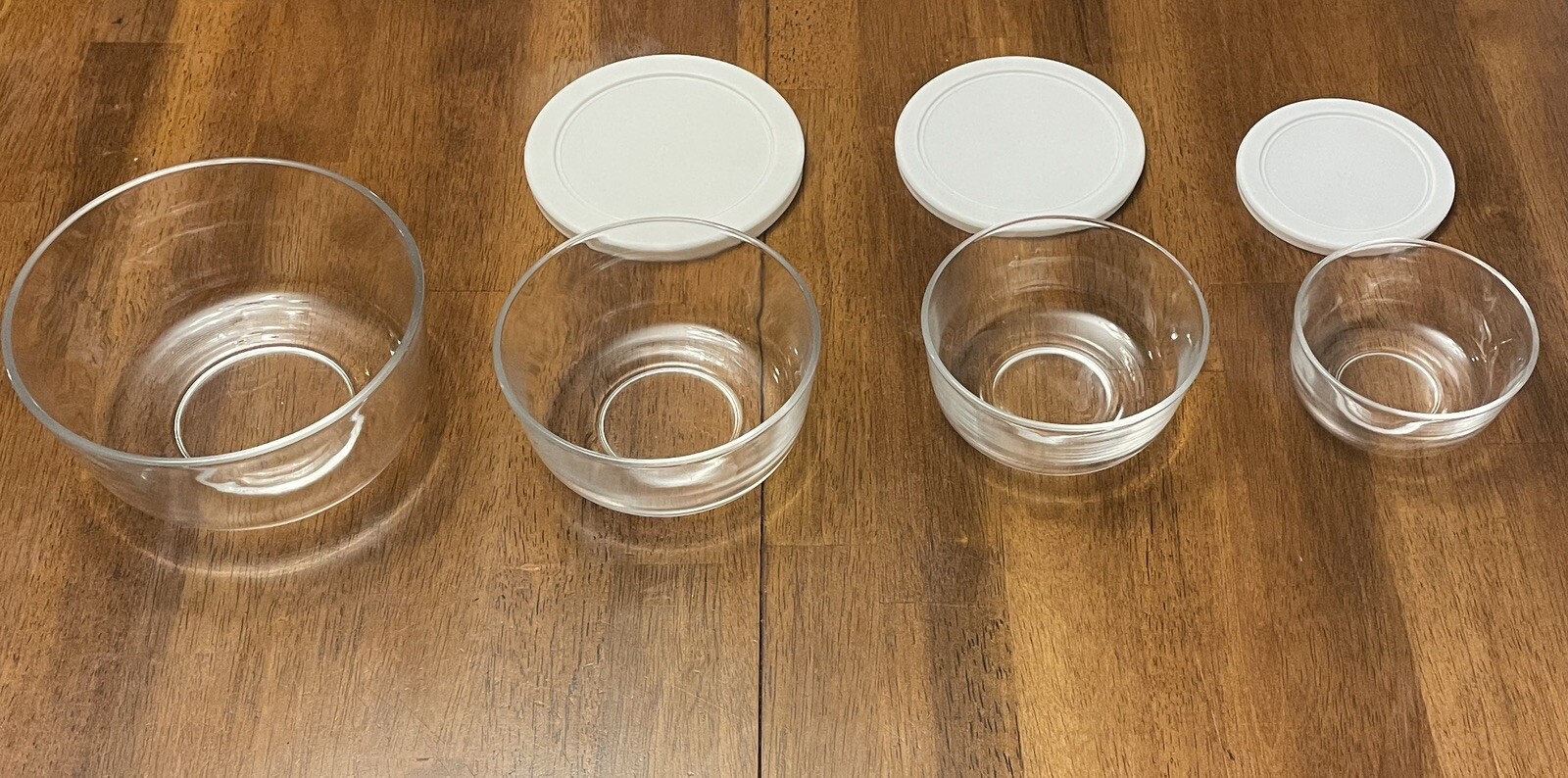 Cooksworks Set Of 4 Glass Bowls With 3 Lids White