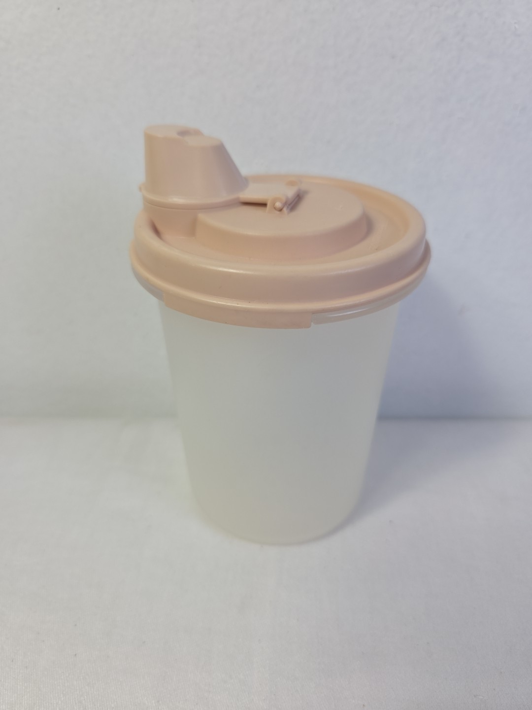 Tupperware Modular Mate Container with Pink Easy Pour Lid / Spout