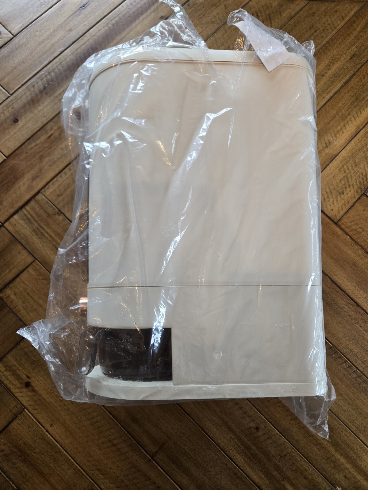 Triiter Brand Large Rice Holder Dispenser, 25 Lbs Capacity with Accessories NEW