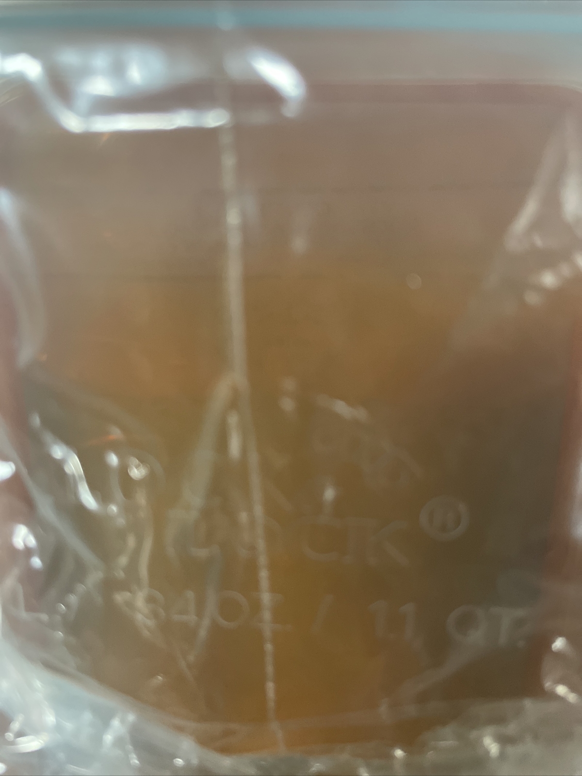 Lock N Lock 6 Piece Storage Containers 2 Each Of 2 Quart, 1.1 Qt, .85 Qt Plastic