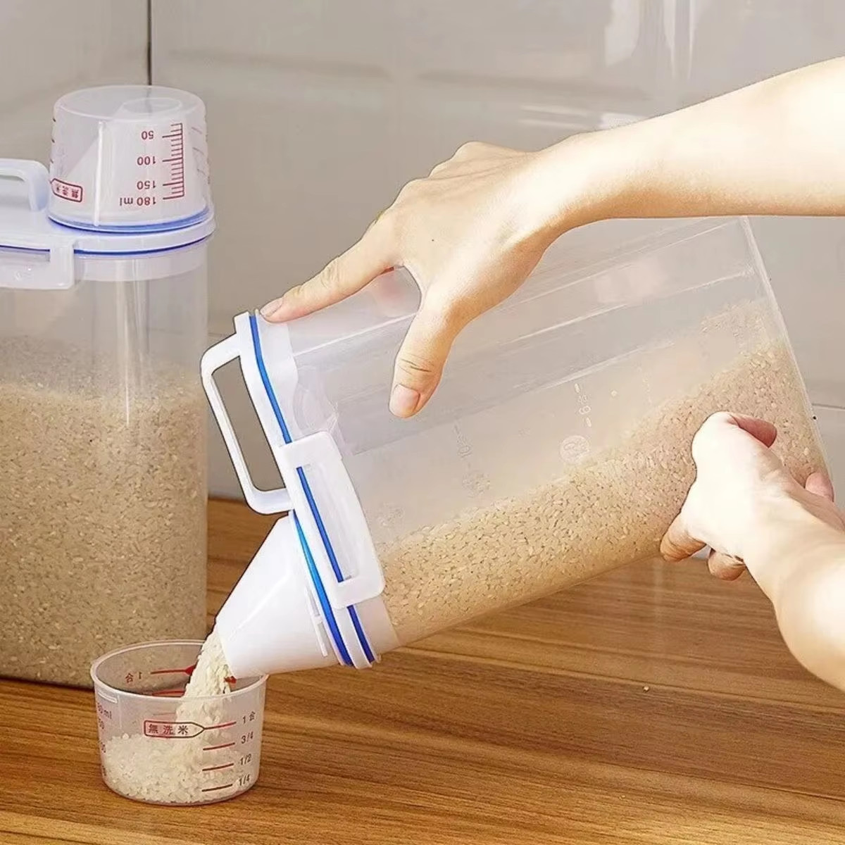 【Hot Sales】1Pc Rice and Grains Food Storage Canister with Measuring Cup, Kitchen