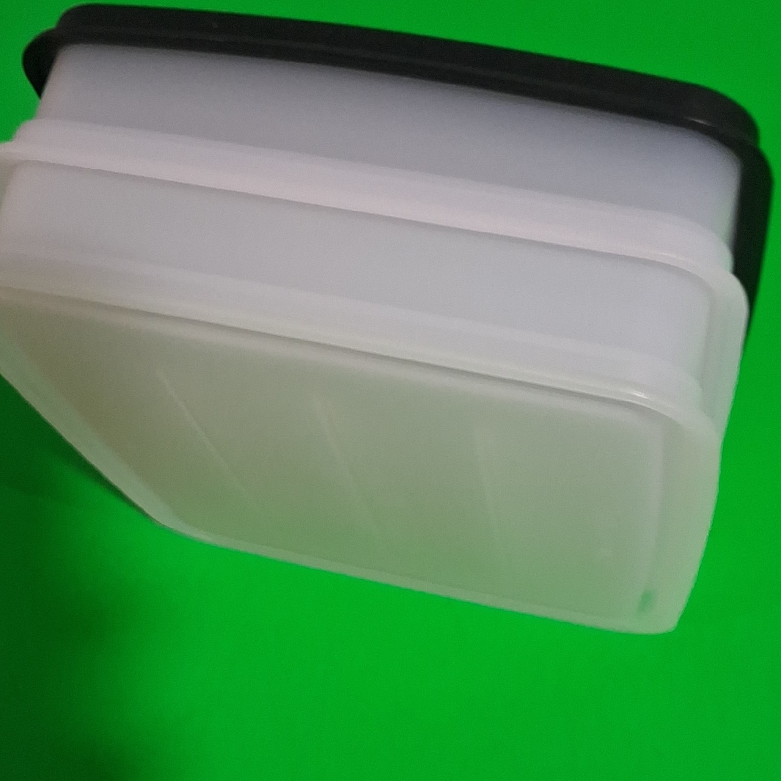 Tupperware Square Hotdog Keeper Set 2pc White/Black Snap Lid 750ml