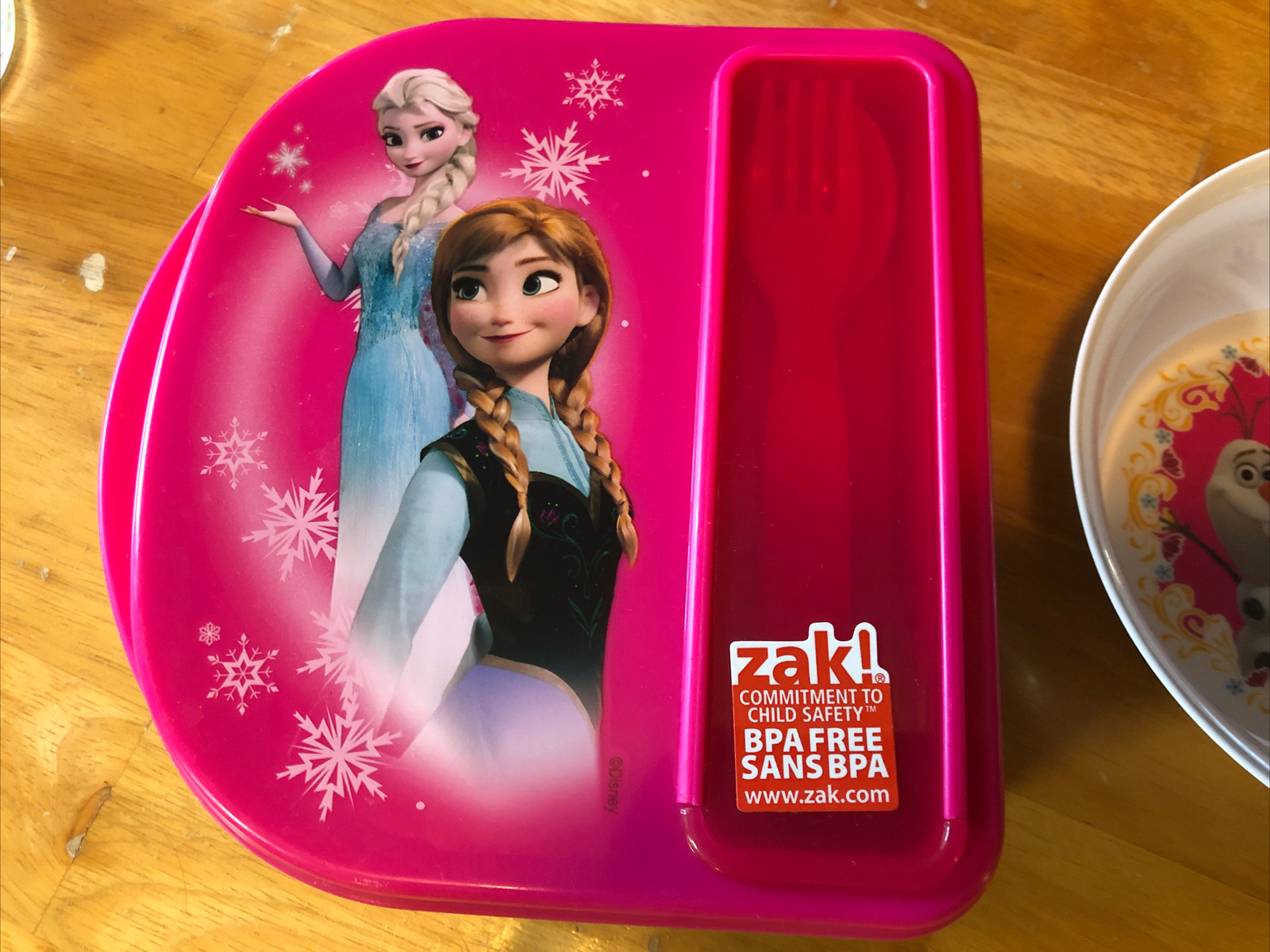 Zak! Disney Frozen Elsa Anna Olaf Sandwich keeper fork & spoon, bowl & snackeez