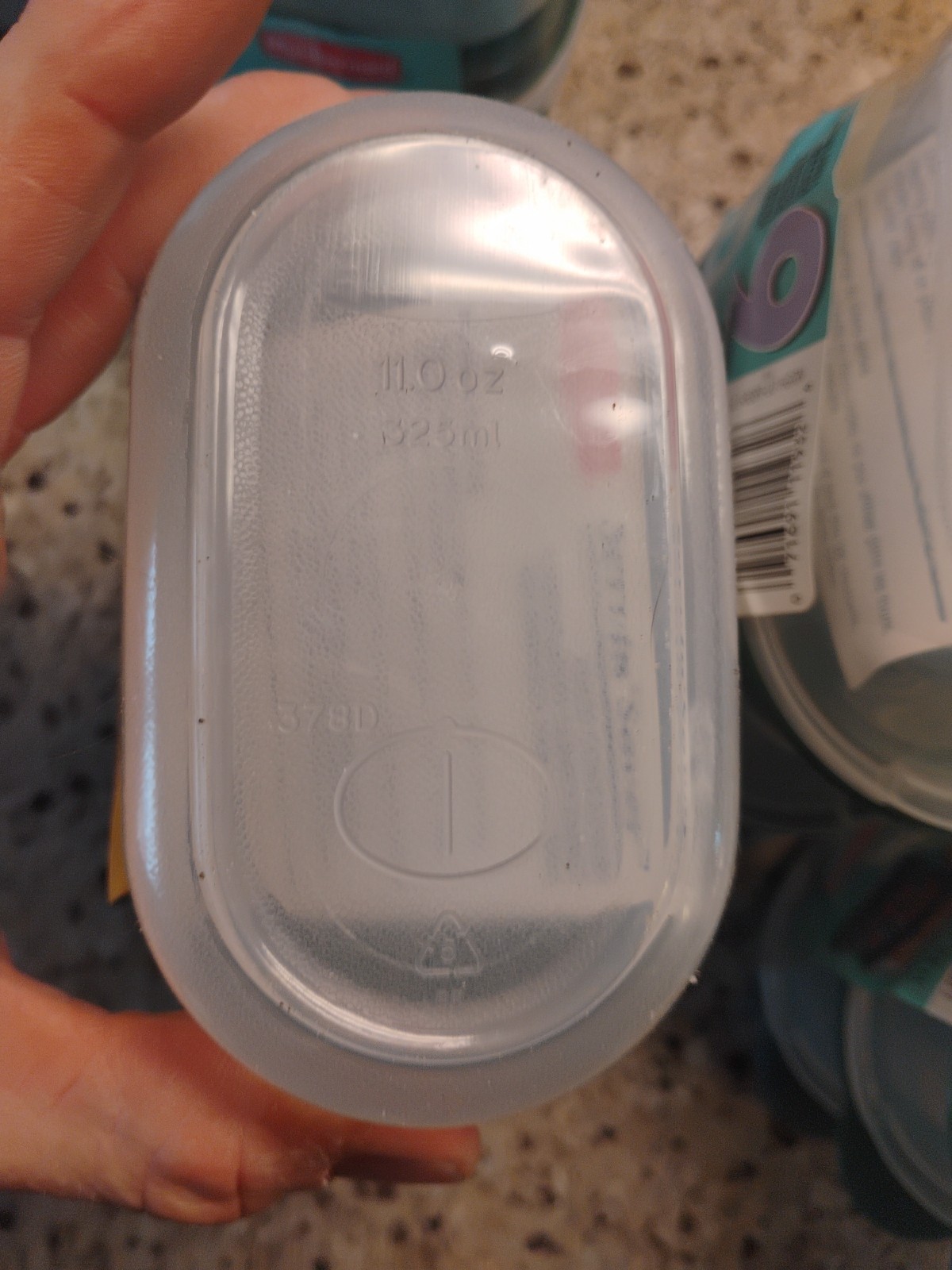Rubbermaid Green Storage Containers 12 #4 9 oz Square 12, 11 oz Oval NOS