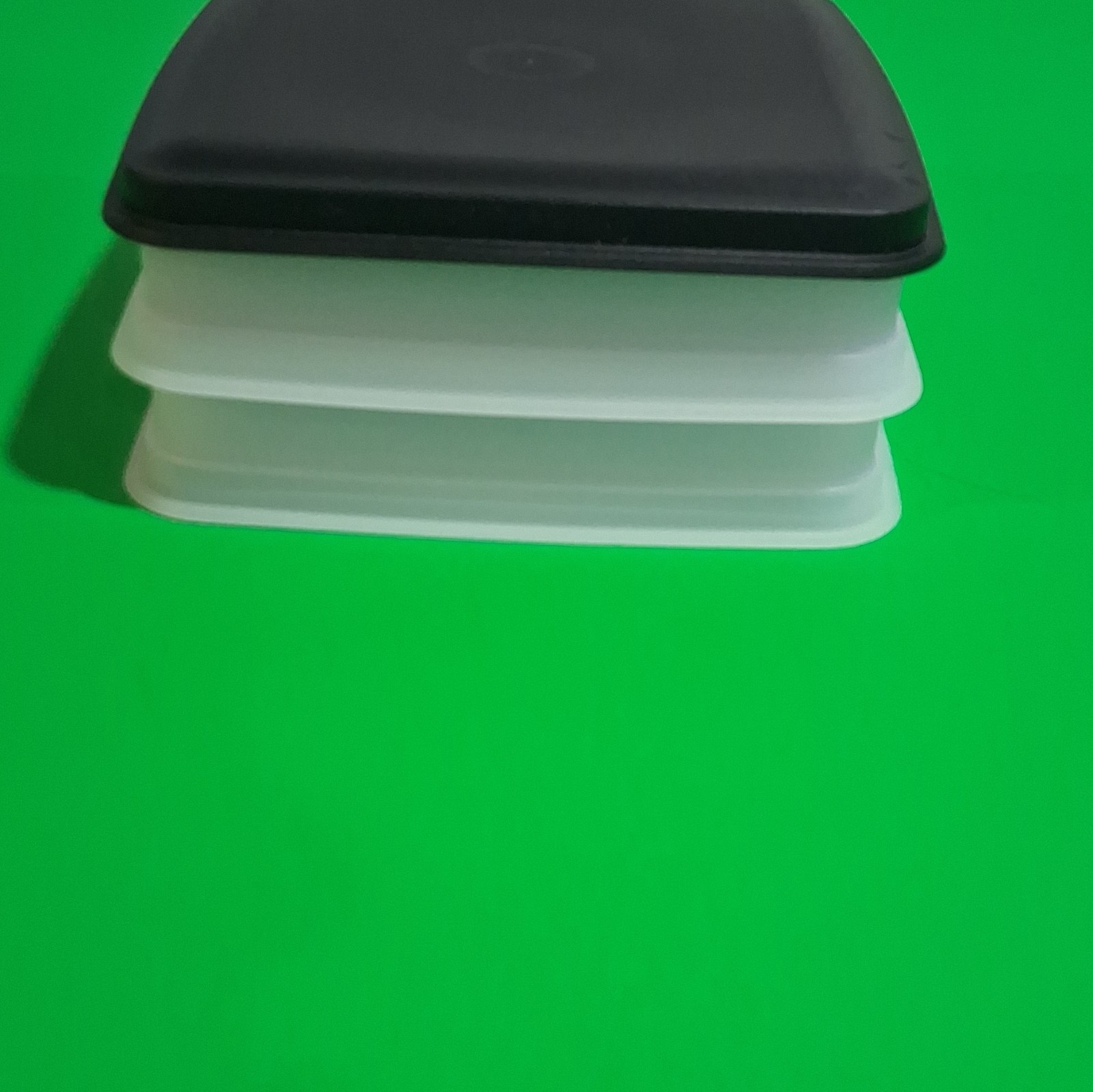 Tupperware Square Hotdog Keeper Set 2pc White/Black Snap Lid 750ml