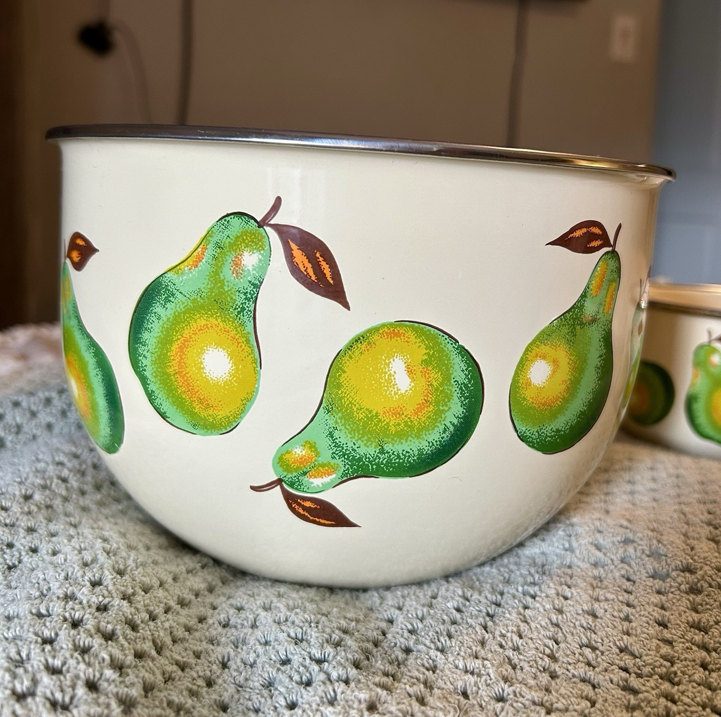 VTG Kobe Nesting Bowl RARE Pear Set w/ Lids. MCM JcPenney. Excellent Condition