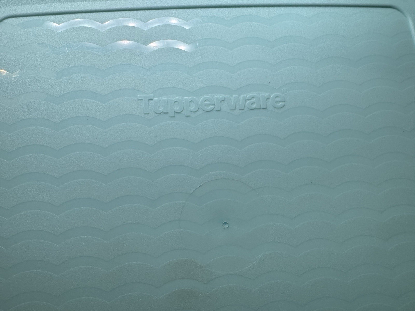 Lot 3 Tupperware FridgeSmart Containers Variety Lids 2 Rectangle 1 Square VGUC