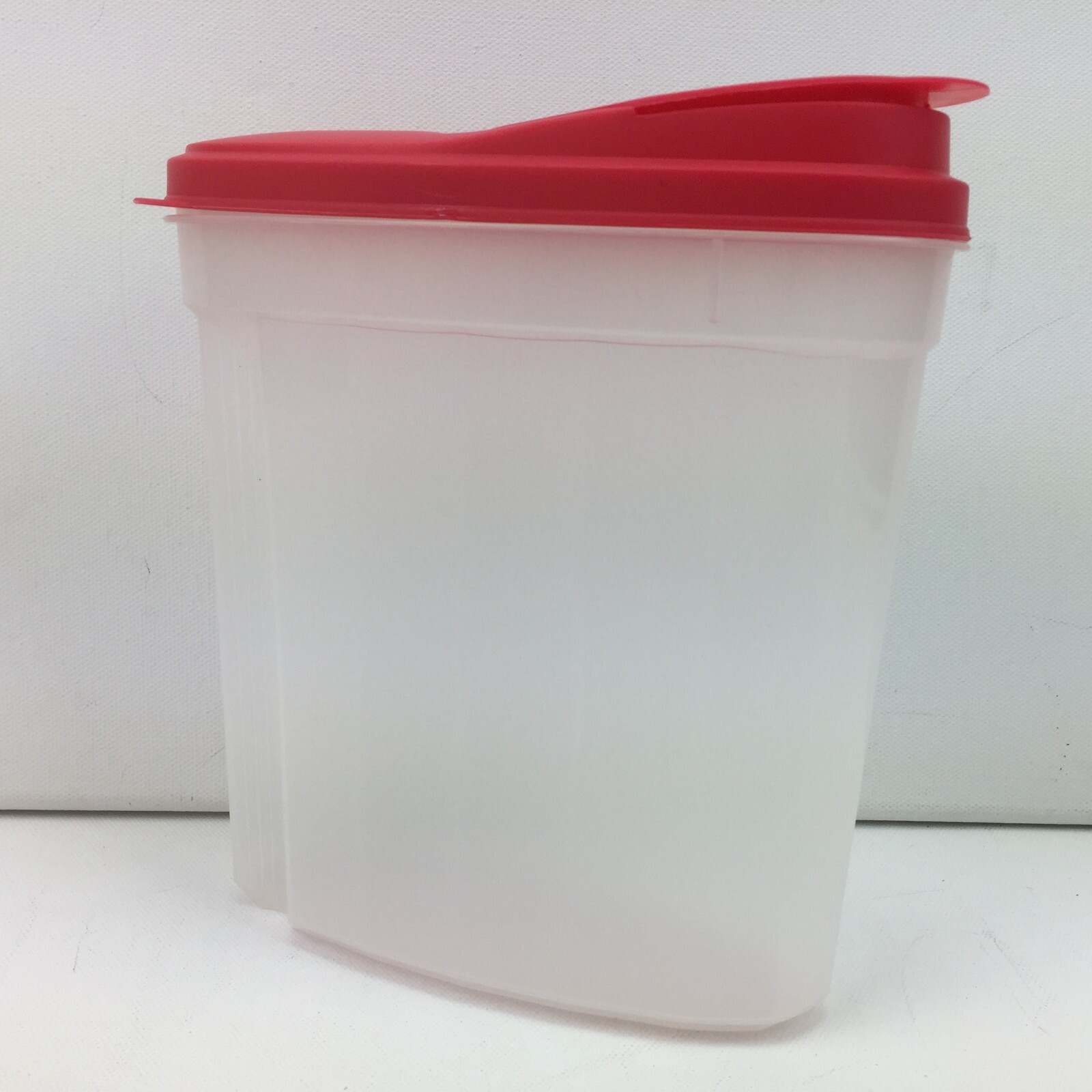 Cereal Pasta Dry Food Dispensers Set of 3 Nesting Containers White Red Snap Lid