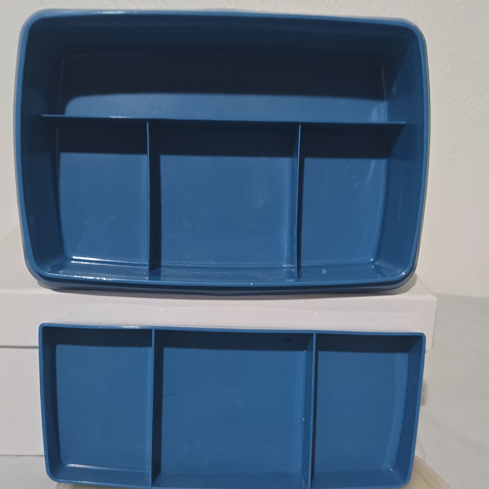 Tuppercraft 767-14 Blue Plastic Bento Box with Compartments & Snap Lid