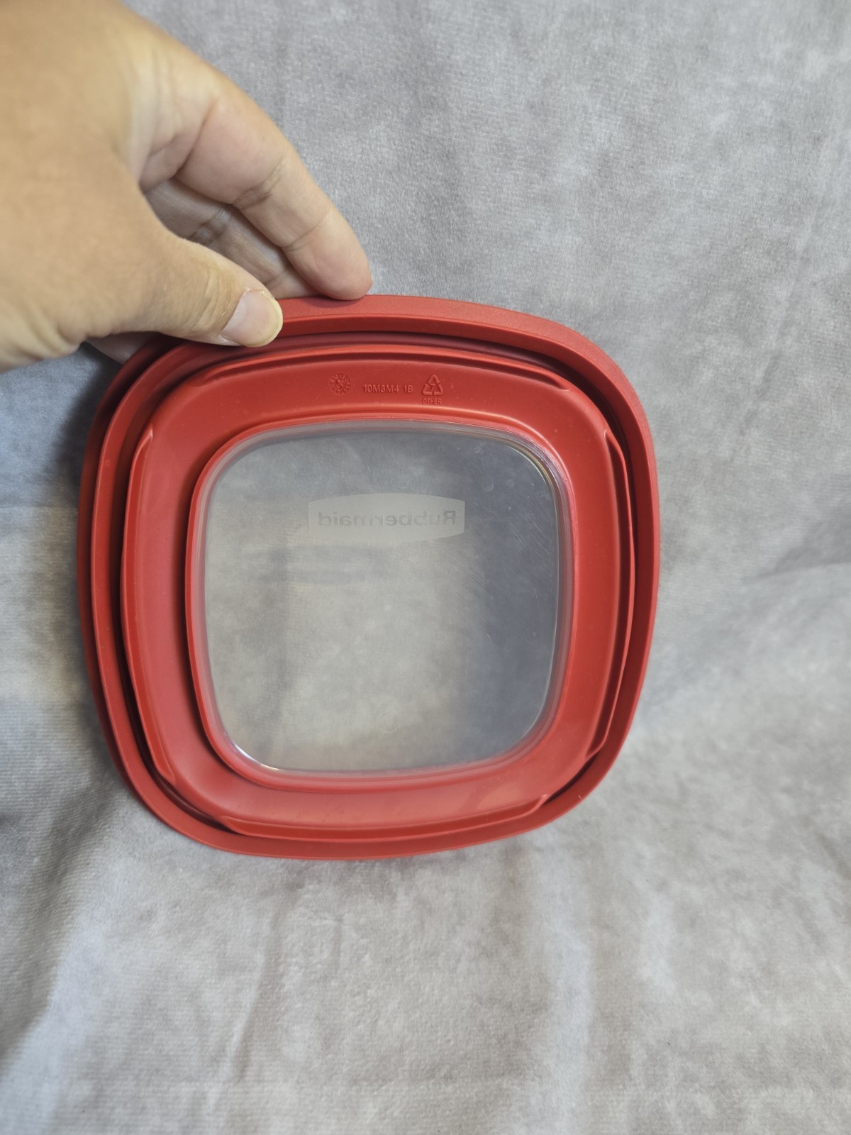 Rubbermaid Replacement Lids Clear Window 10M3M4 – Red – 7” Square