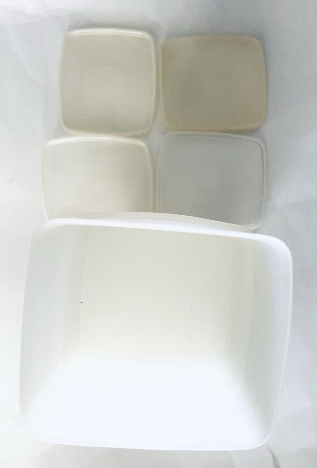 VTG Tupperware White Square Storage Containers Lot of 4 w/ Lids #312 #310 USA