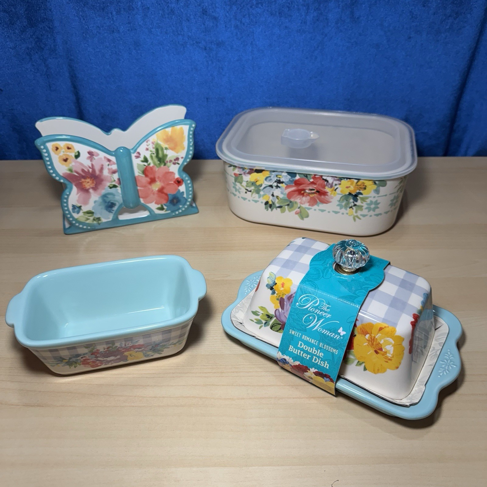 4 Pc Pioneer Woman Storage Container, Mini Loaf Pan, Double Butter Dish, Napkin