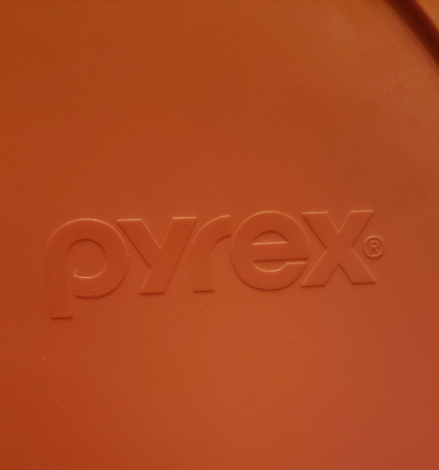 Pyrex 326-PC Red 4Qt 3.8 L Round Plastic Storage Lid Cover for Glass Mixing Bowl