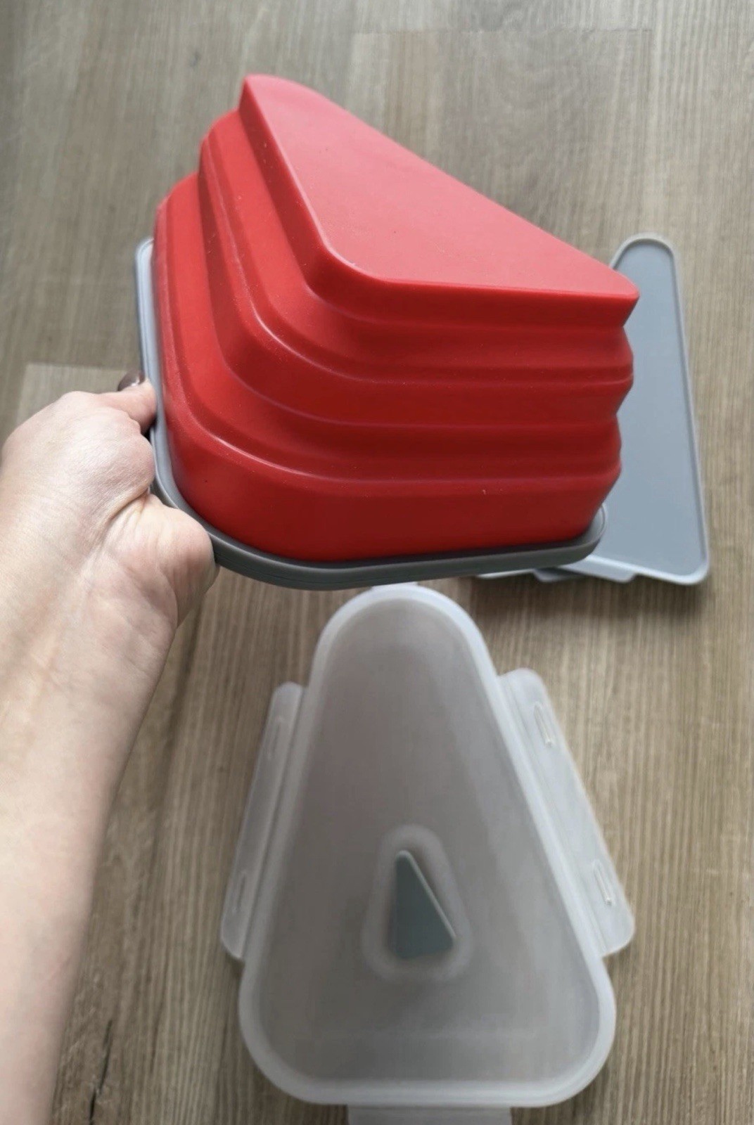 Triangular Expandable Food Storage Container Set, 4pcs, Red Gray White, Snap Lid