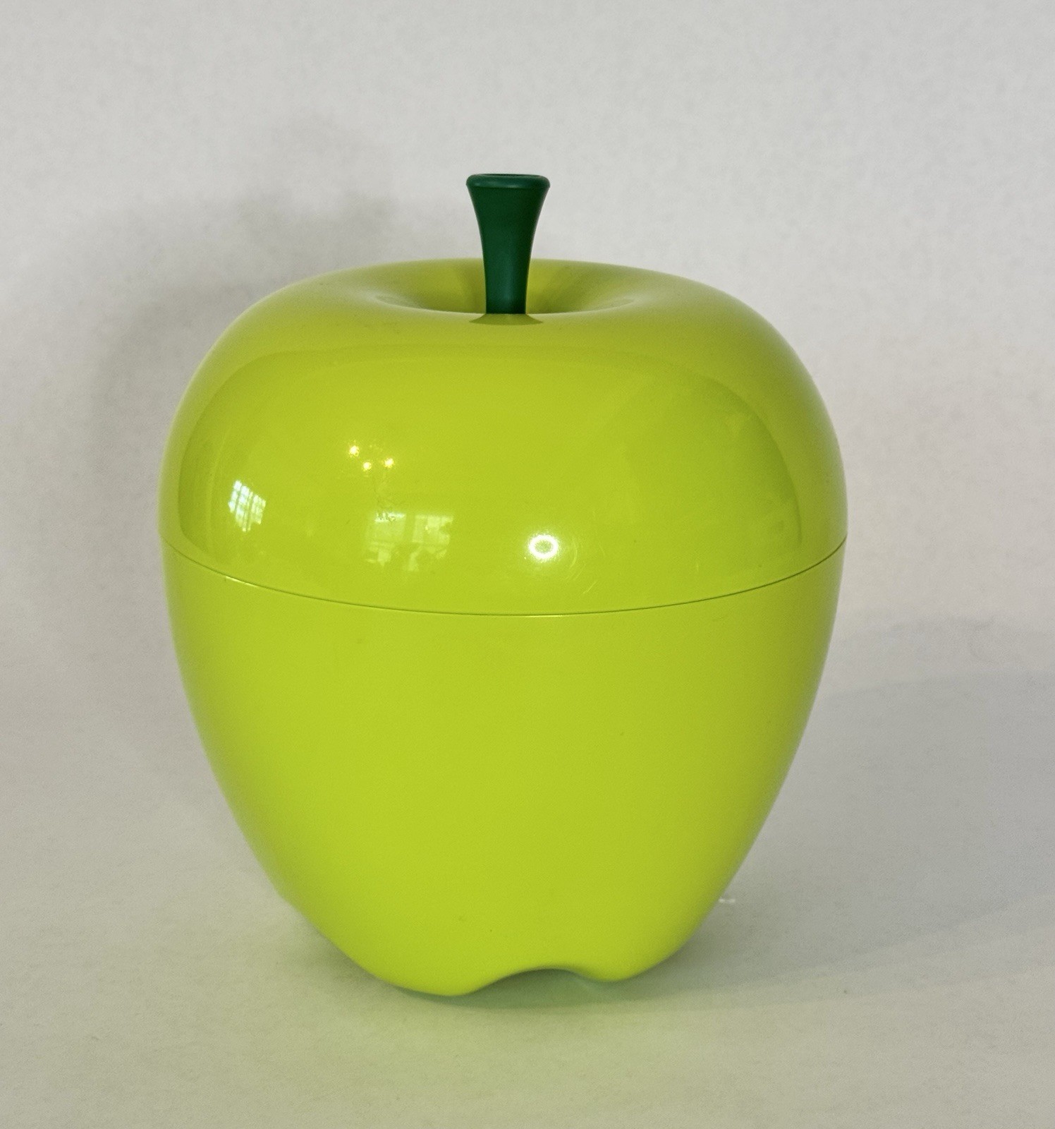 Qualy Happle Green Apple Storage Container Fruit Bowl Cookie Jar Canister & Lid
