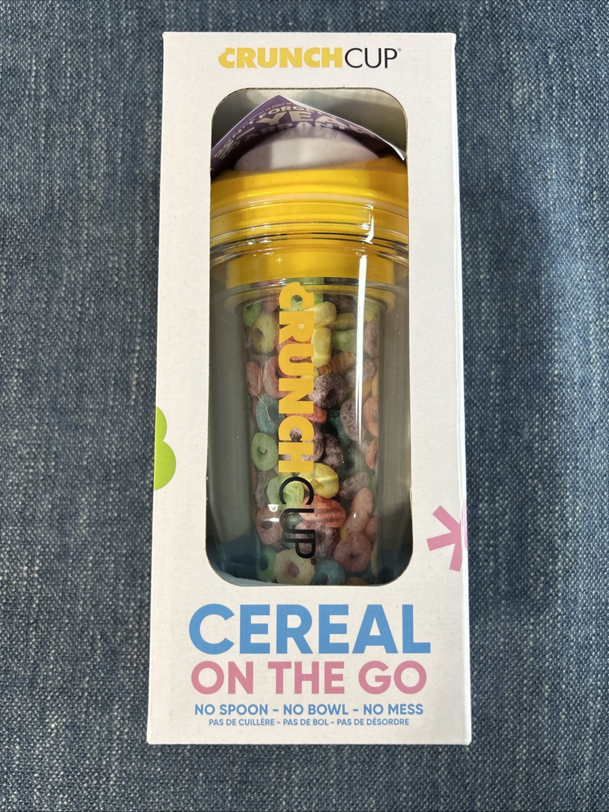 NEW CRUNCHCUP Portable Cereal And Milk Breakfast Container In Box Yellow