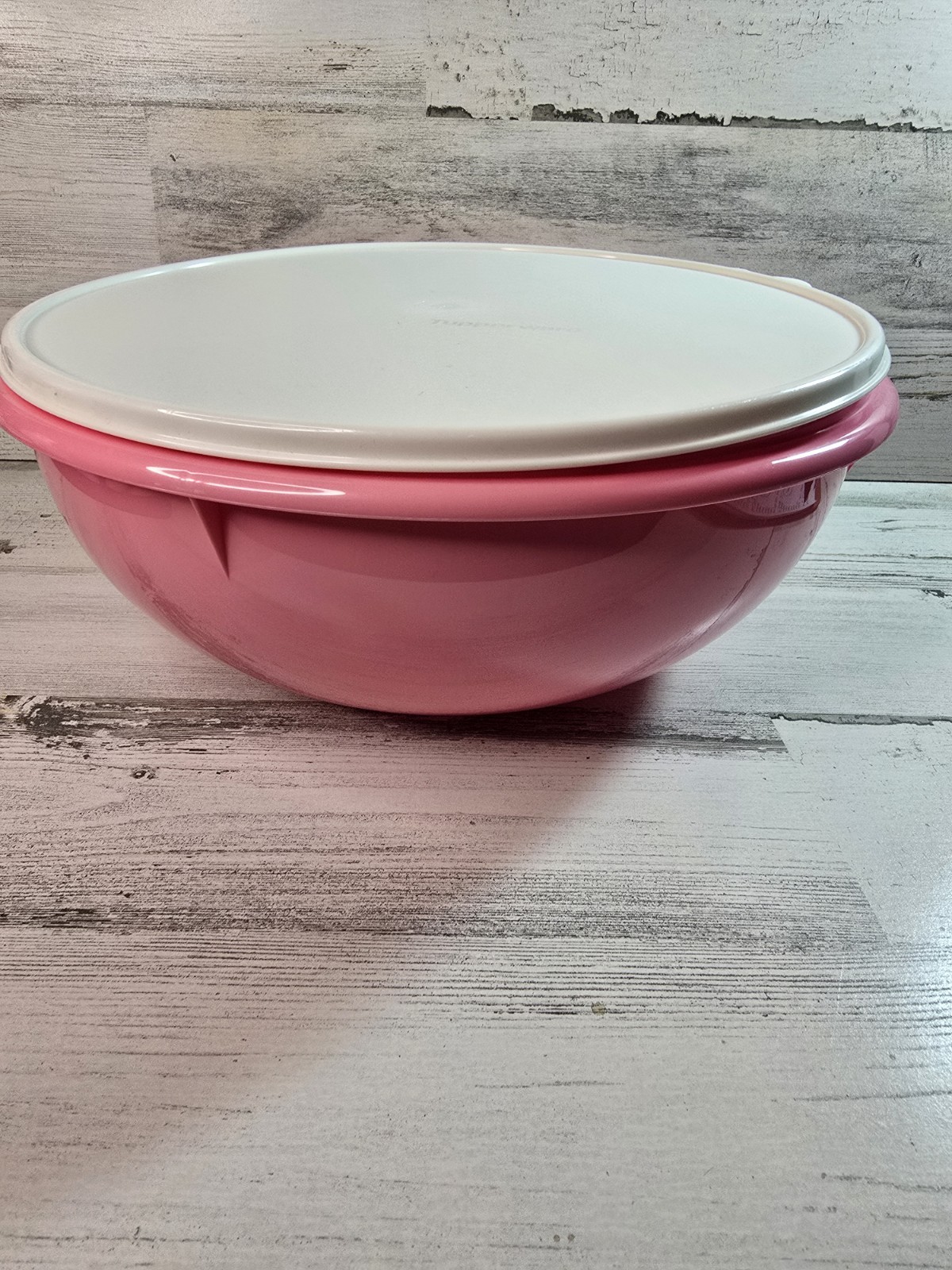 Tupperware Fix N Mix Bowl 274 Flamingo Pink 26 Cup w/ Seal Large Mixing