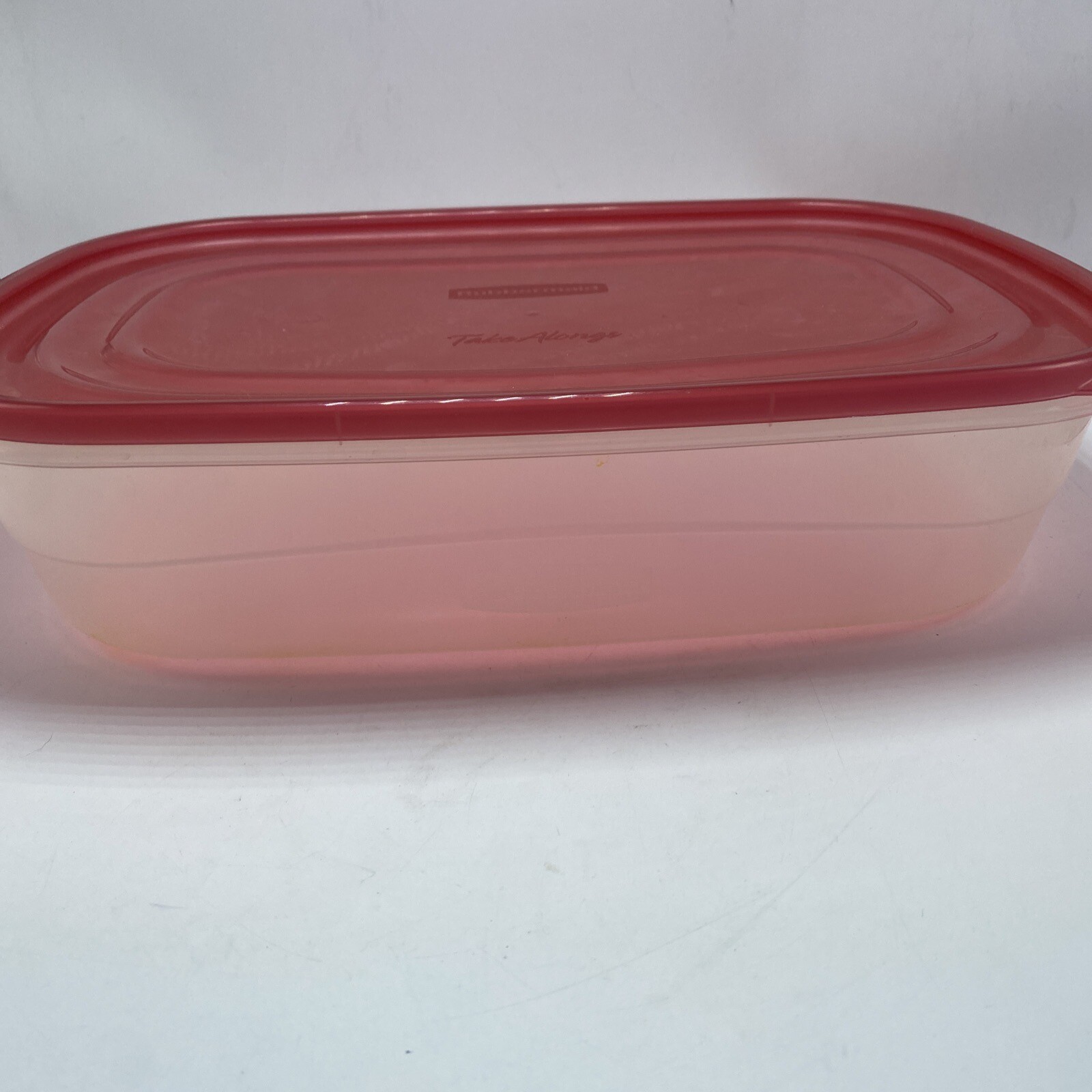 Rubbermaid Take Along Large Rectangle Storage Containers 1.1 Gallon Sheer & Red