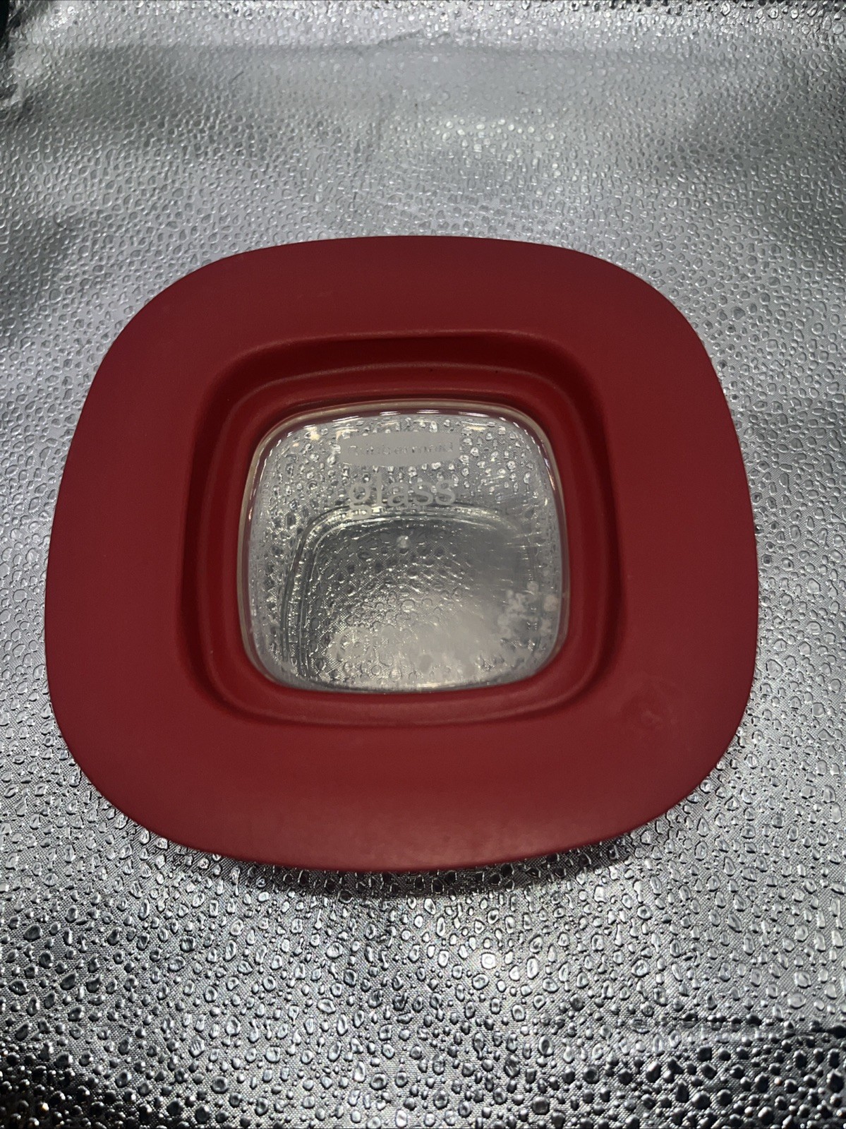 Rubbermaid Glass Container 1 cup/236mL 7N68 WITH LID