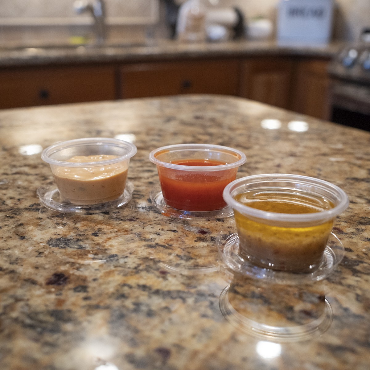 20pc Disposable Plastic Sauce Portion Cup Lid Set Condiment Dressing Containers