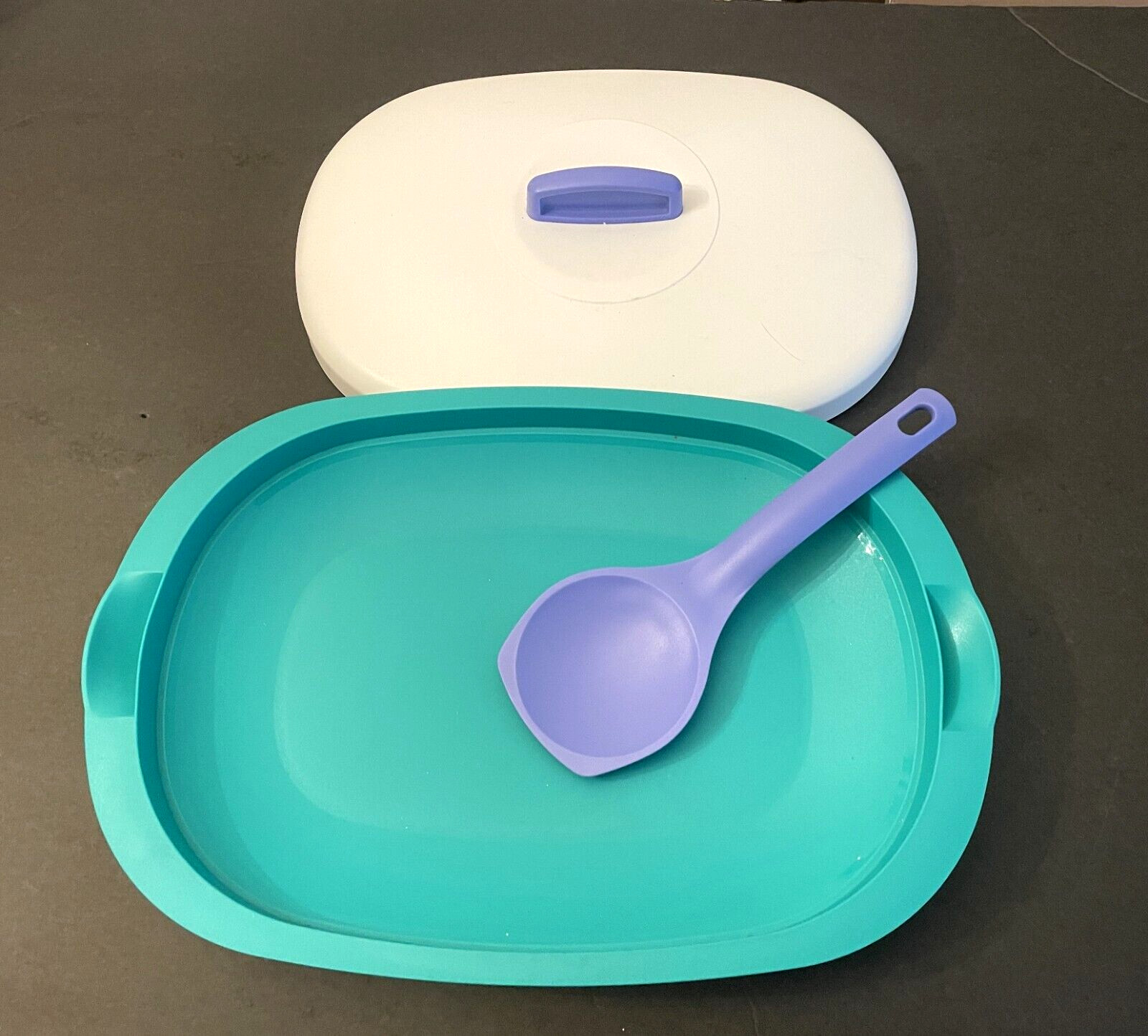 Vintage 13″ Tupperware Legacy Oval Teal Serving Dish Casserole W/ Lid and Spoon