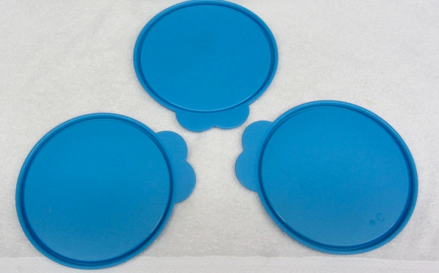 3 Big Wonders Tupperware 700ml 3 Cups Food Storage Containers 3673A BLUE LID