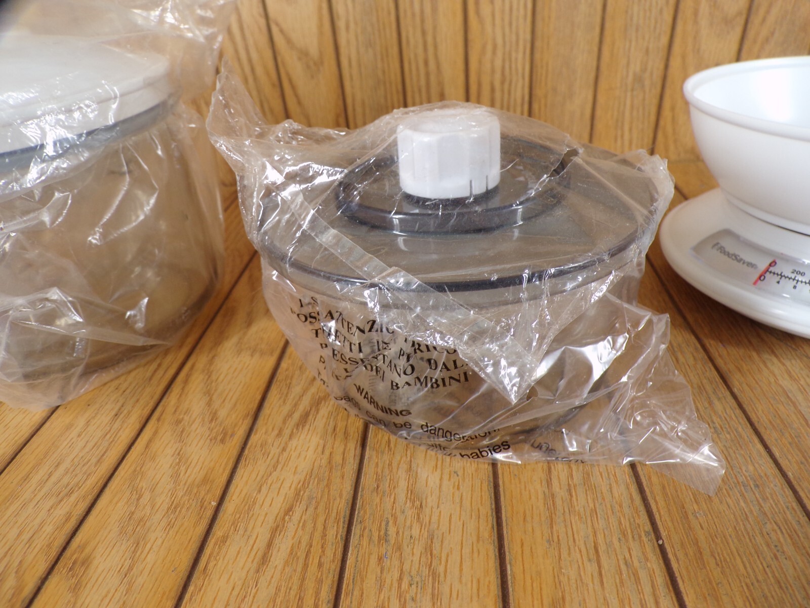 FOOD SAVER VACUUM SEAL SNAIL CONTAINER SET SMOKE WITH ACCESSORIES & SCALE NEW