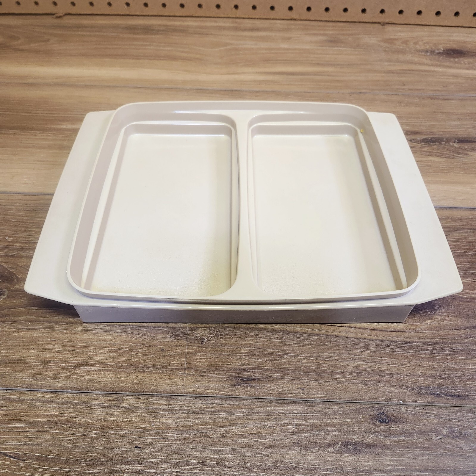 Vintage Tupperware Deviled Egg Container 723-3 Egg Holders And Top