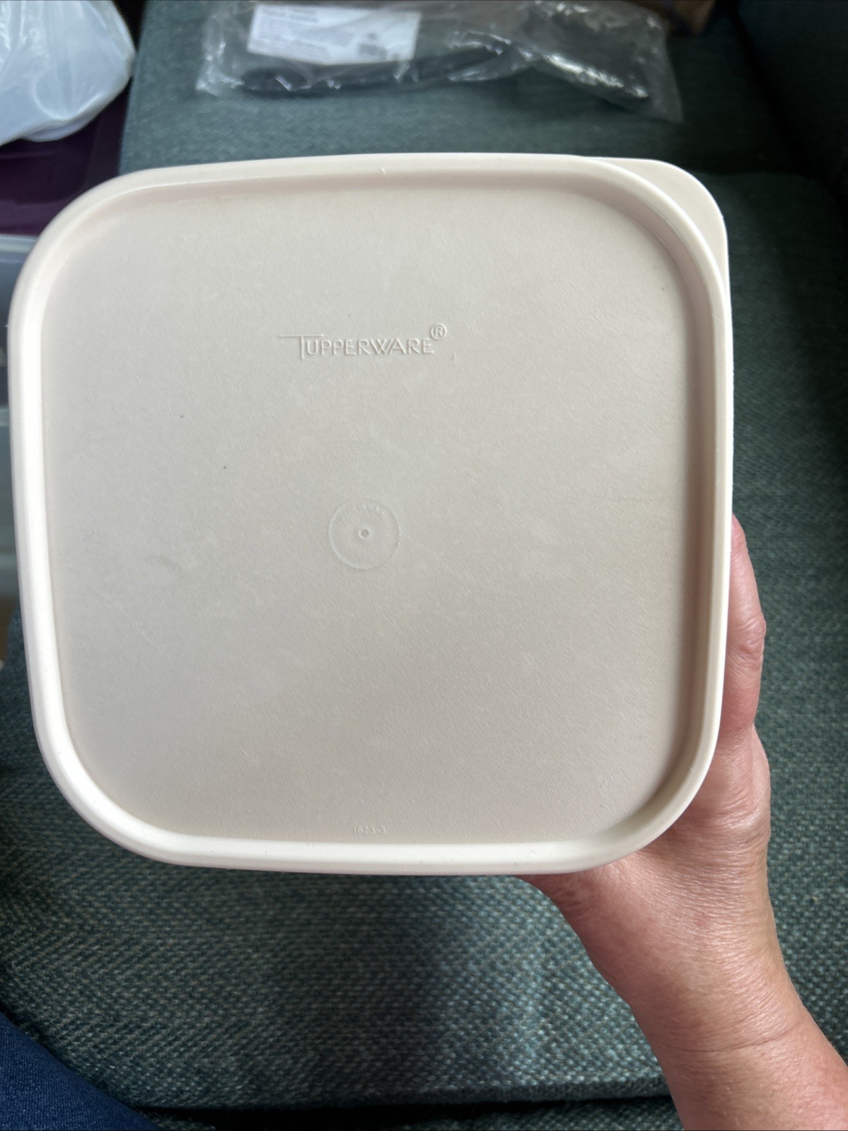 Vtg Tupperware Modular Mate Square 4 Ivory 23 Cups 1622-3 Made USA Scoop Marks