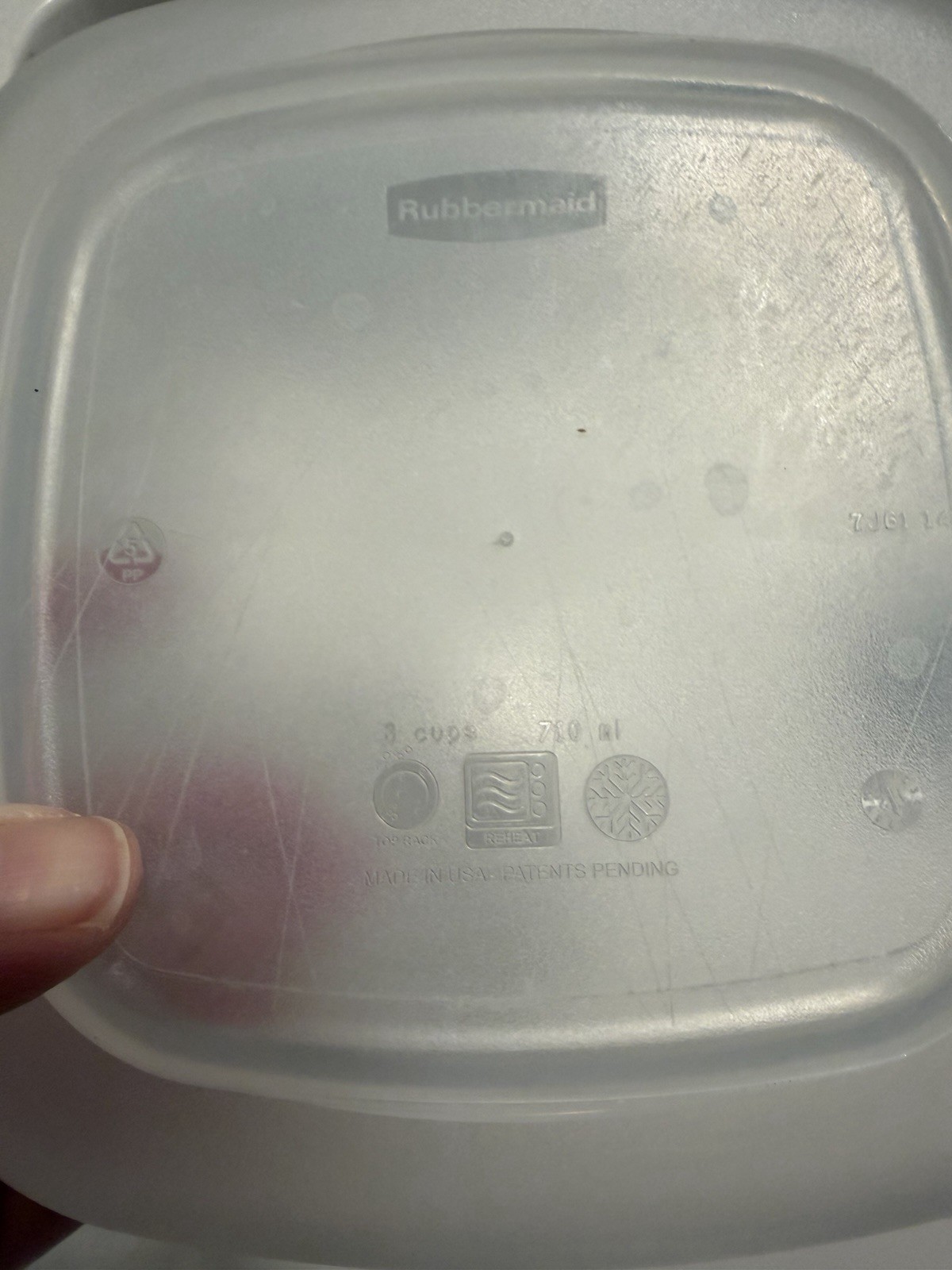 Rubbermaid Storage Container Square 3 Cups Red Lid #7J61 2 USA