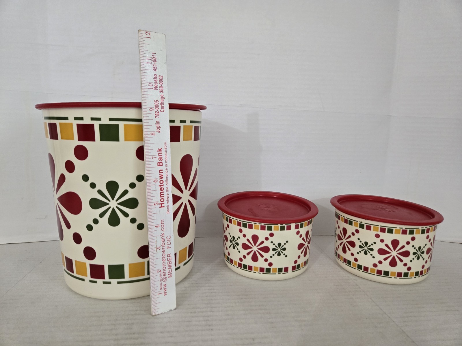 6 Piece Tupperware Happy Hacienda One Touch Canister 5.5L/5 Cup (2) FREE SHIP