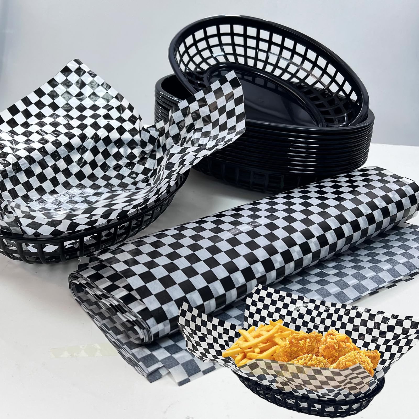Plastic Food Baskets with Deli Liners, 12 Fast Food Baskets, Oval Tray and Li…