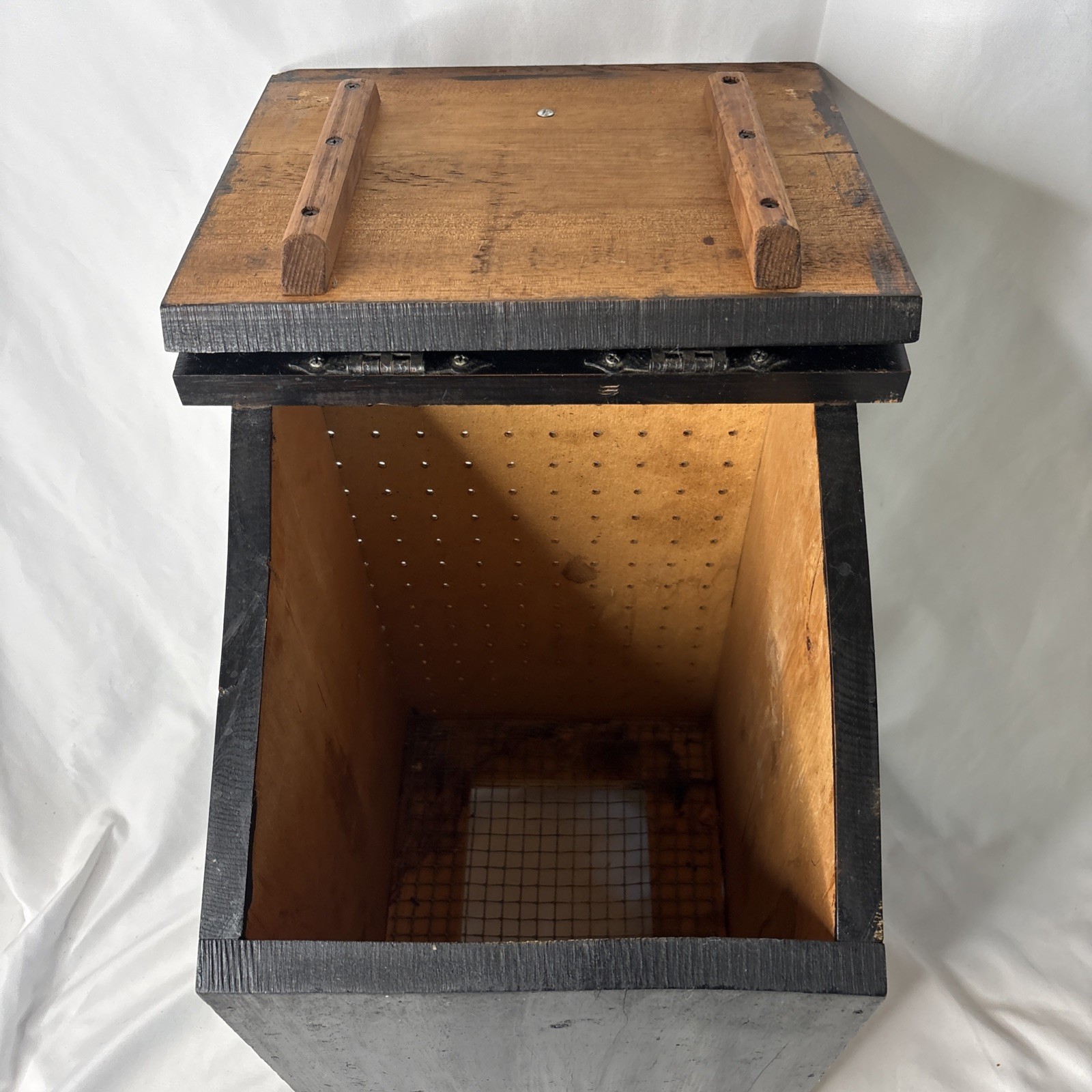 Vtg Wooden Tater Onion Bin Rustic Farmhouse Potato Storage Box Primitive Country