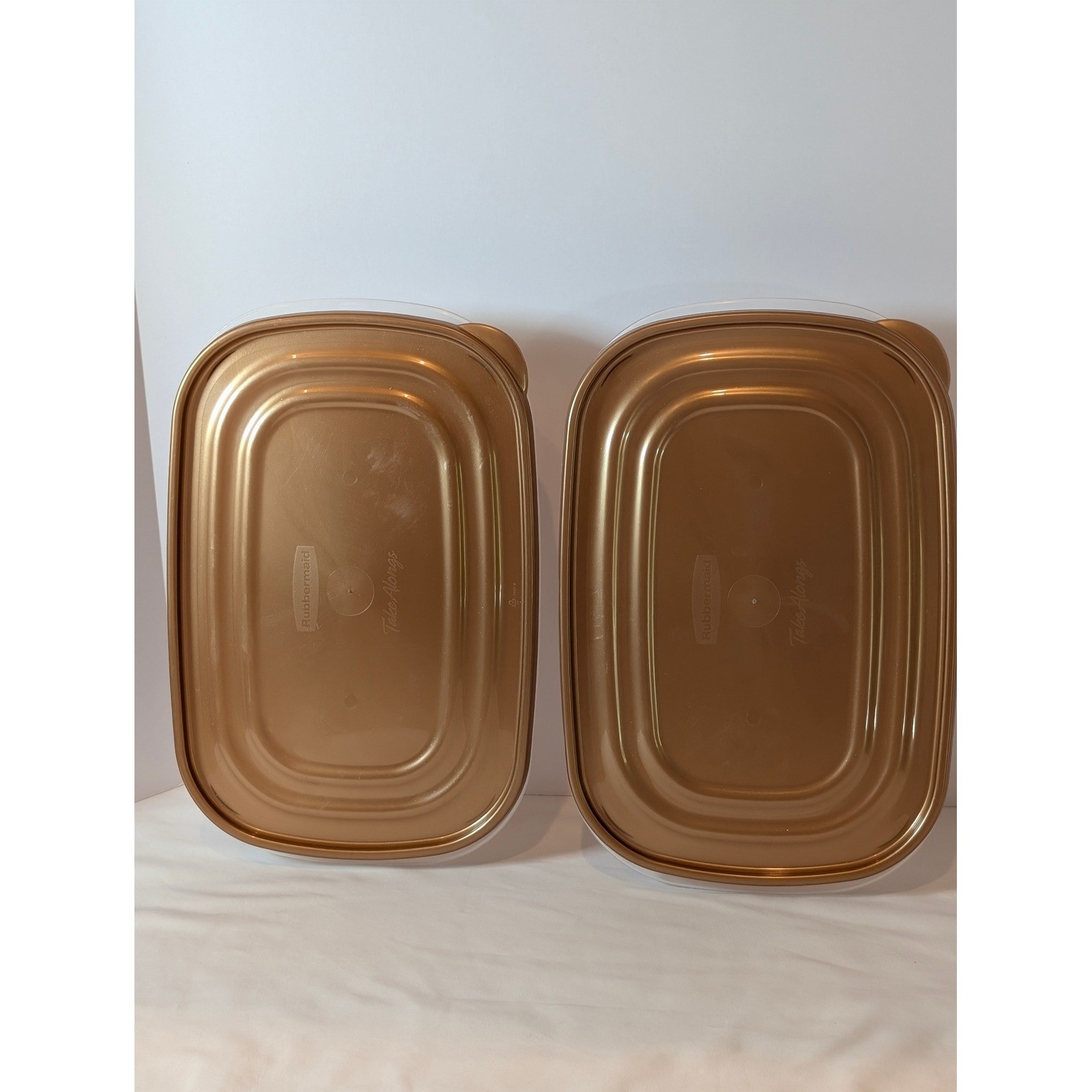 Rubbermaid TakeAlongs Rectangular Food Storage Containers Gold Lids 4.7 Cup 2pk