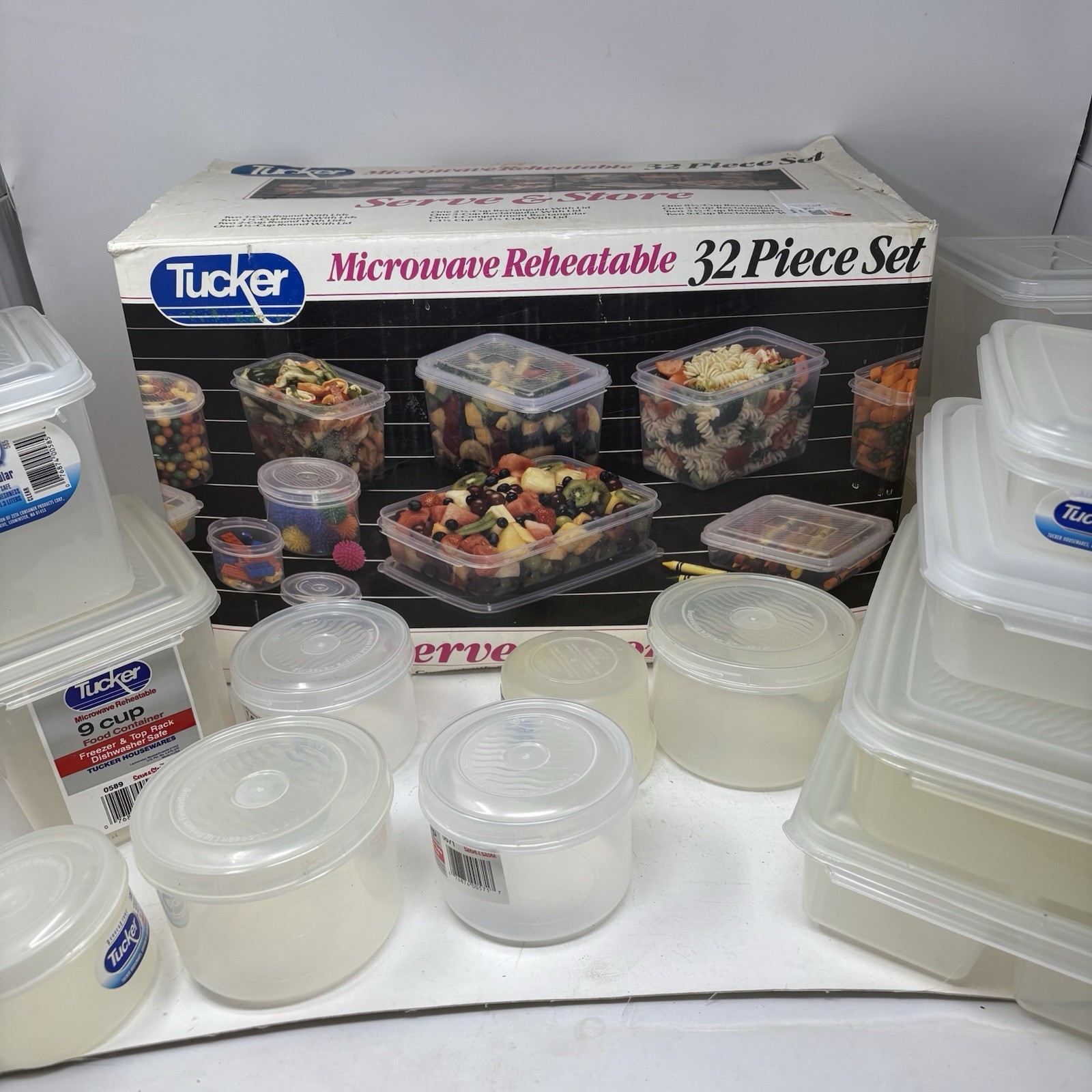 Vintage Tucker Serve & Store 32 Pc Food Container Set – Missing 2 Pieces