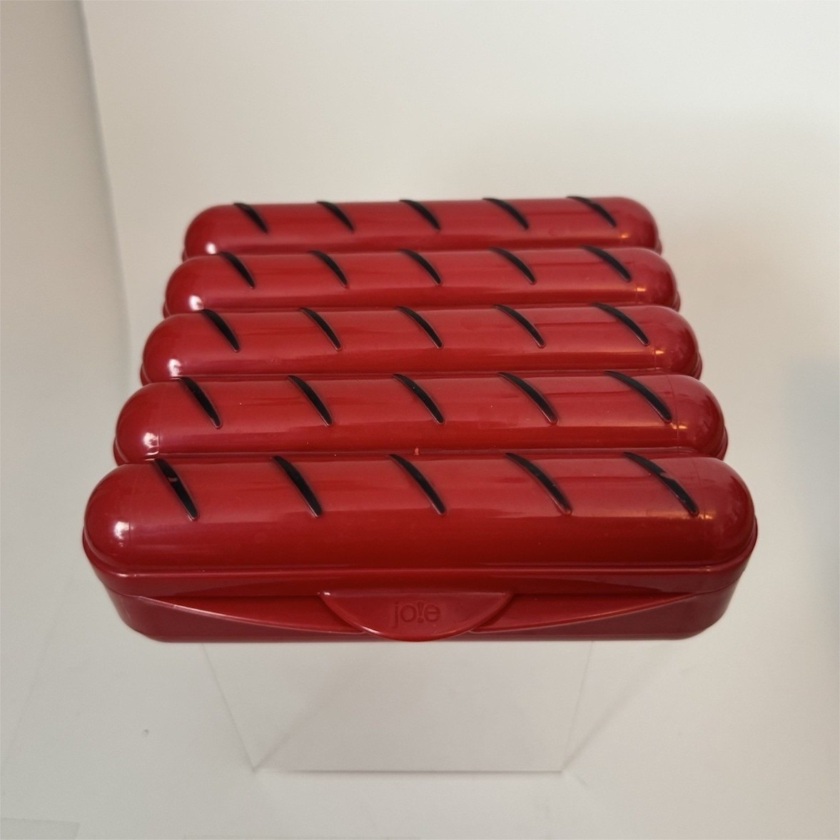 Joie rare hotdog Container Snap Lid Reusable