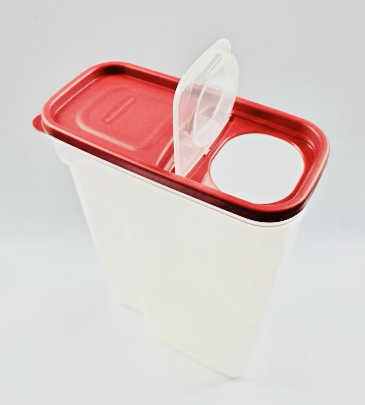 Vintage Rubbermaid Food Storage 22 Cup 5 Liter Cereal Keeper Container & Red Lid
