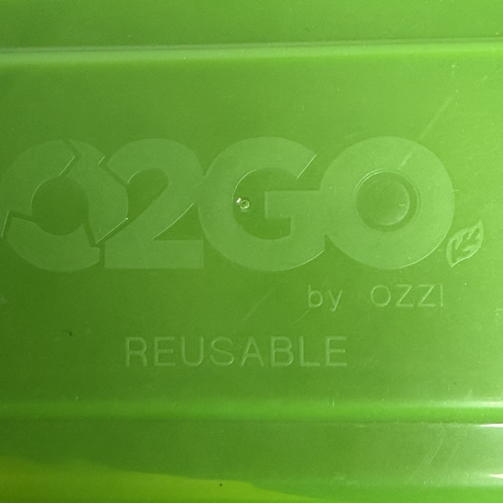 BPA FREE-NSF-OZZI Reusable Containers Heavy Duty Plastic Snap Lid Green 9″x6″x3″
