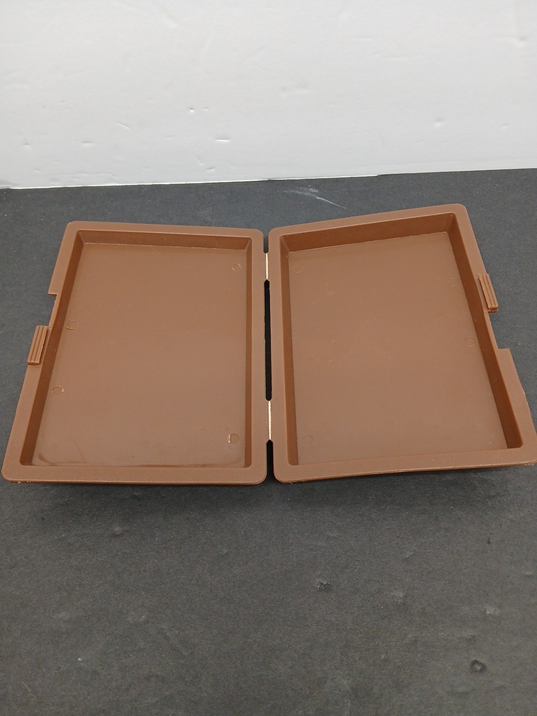 Pop Tarts Plastic Container Storage Case Brown Chocolate Sprinkles Kellogg 2004