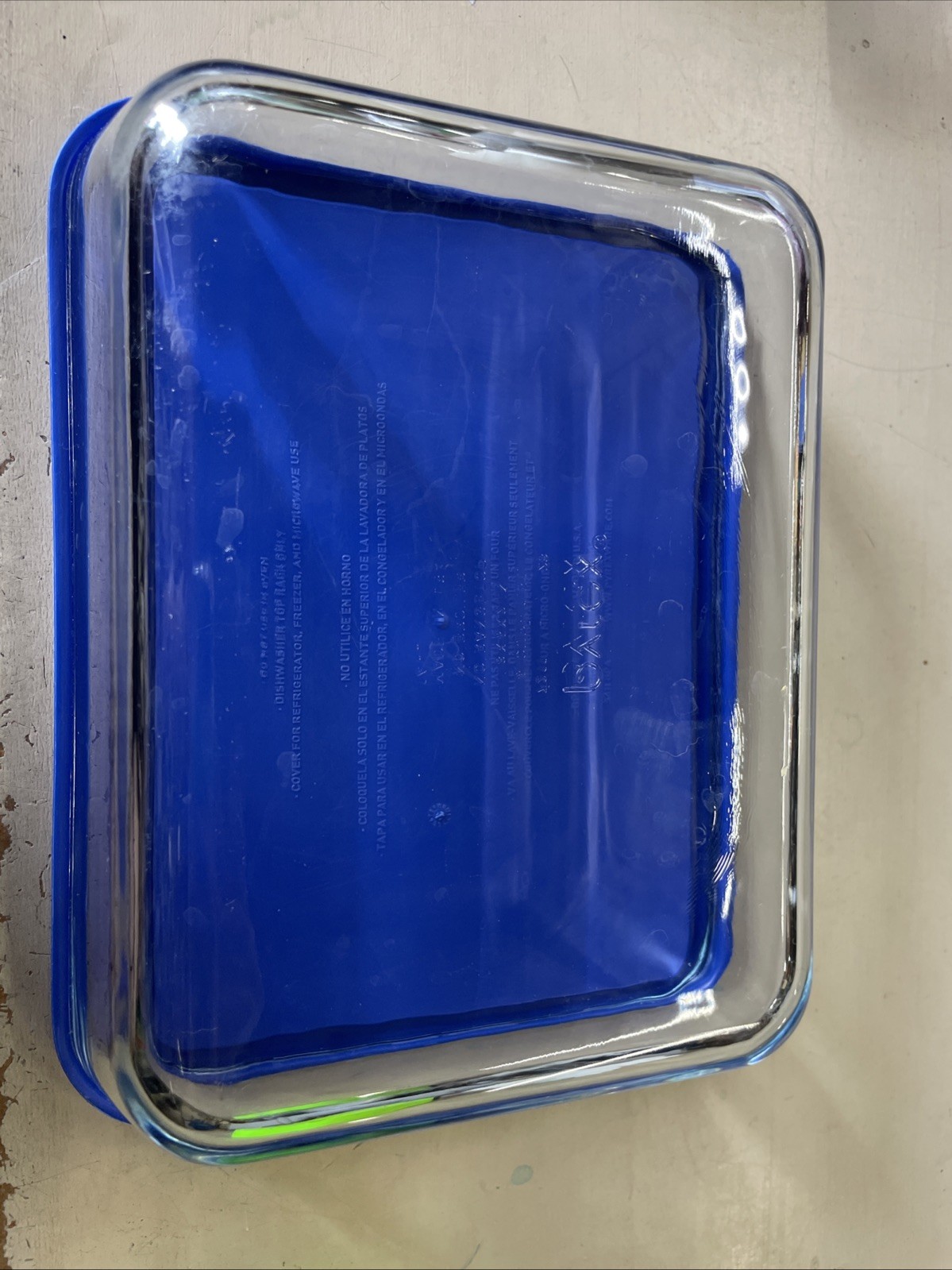 Pyrex 6 Cup Storage Dish With Lid