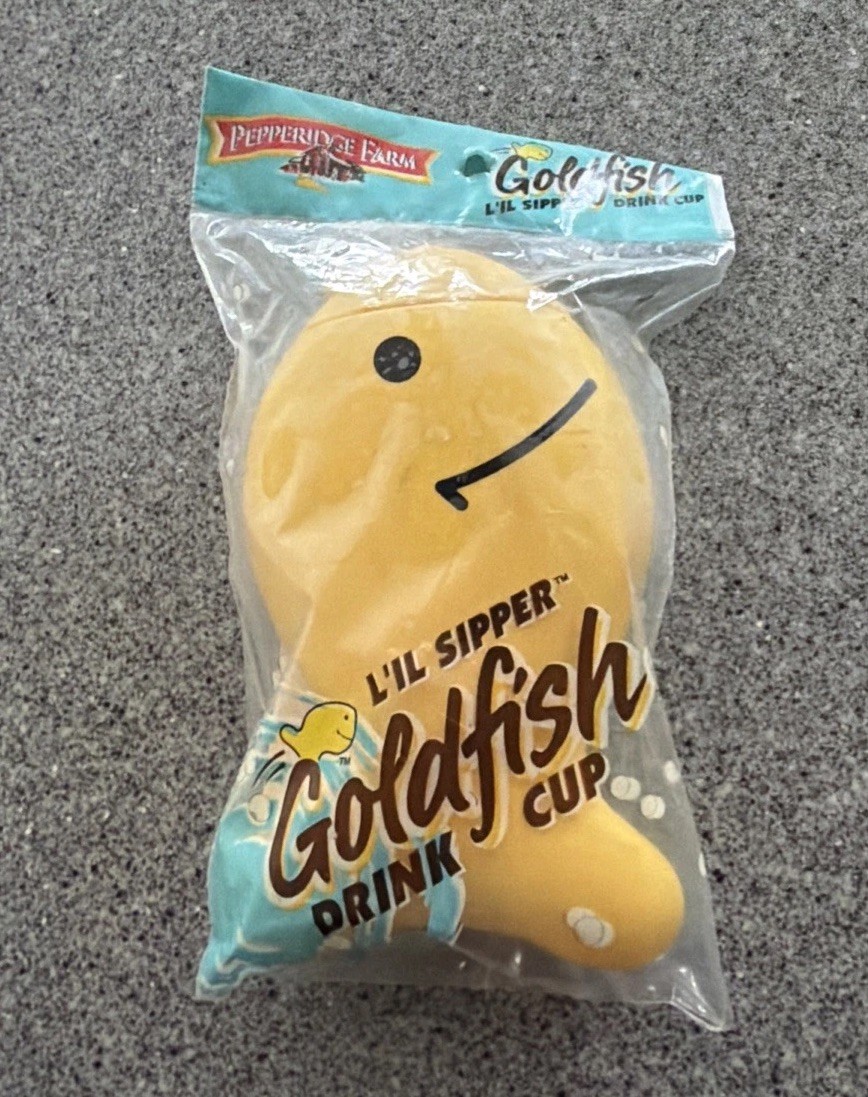 Pepperidge Farms Plastic GoldFish Drink Cup Sealed Vintage 1999 New In Package