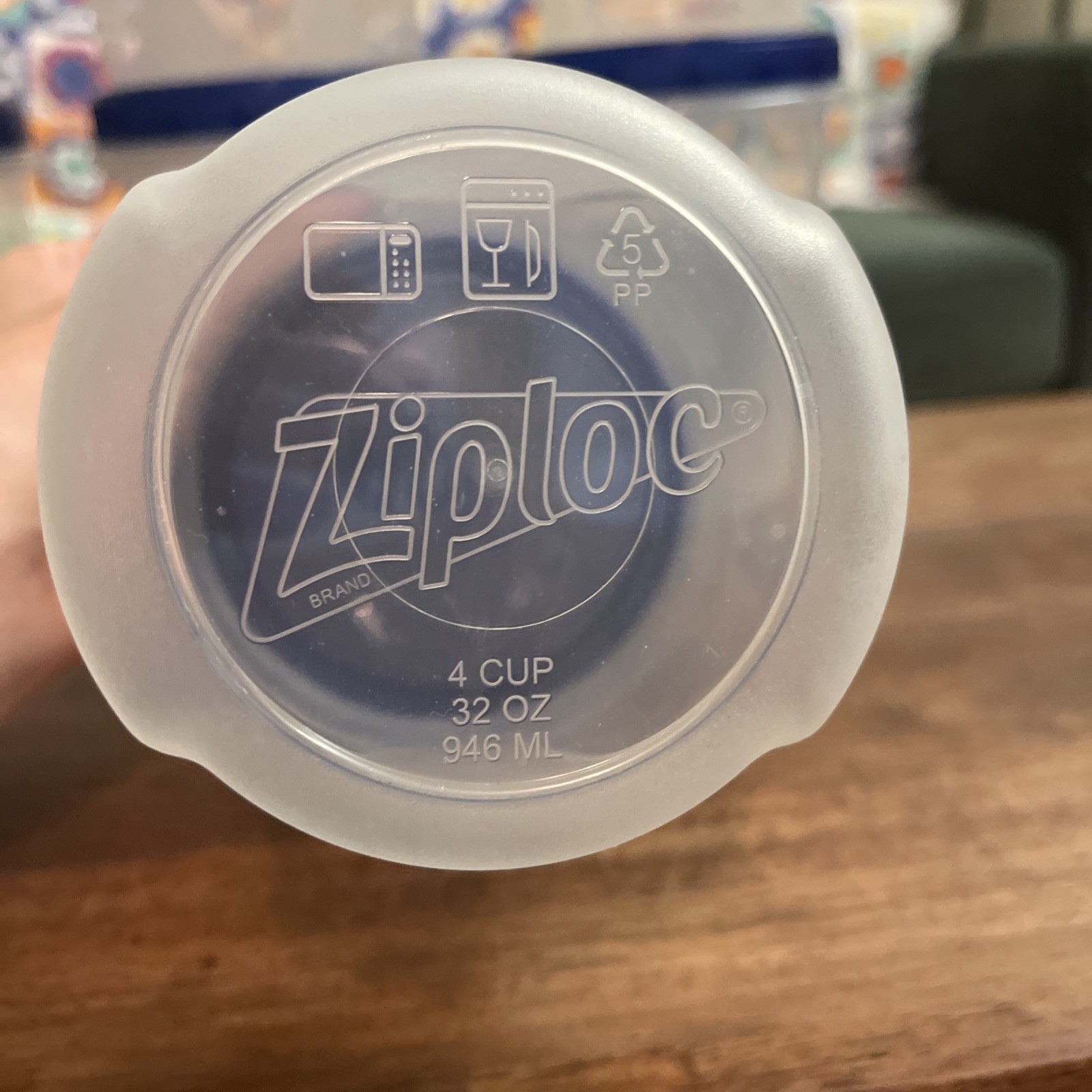 7 Ziploc Twist ‘n Loc Med Round 1 Qt/32 Oz/4Cup Containers & Lids Sm 8oz/2cup