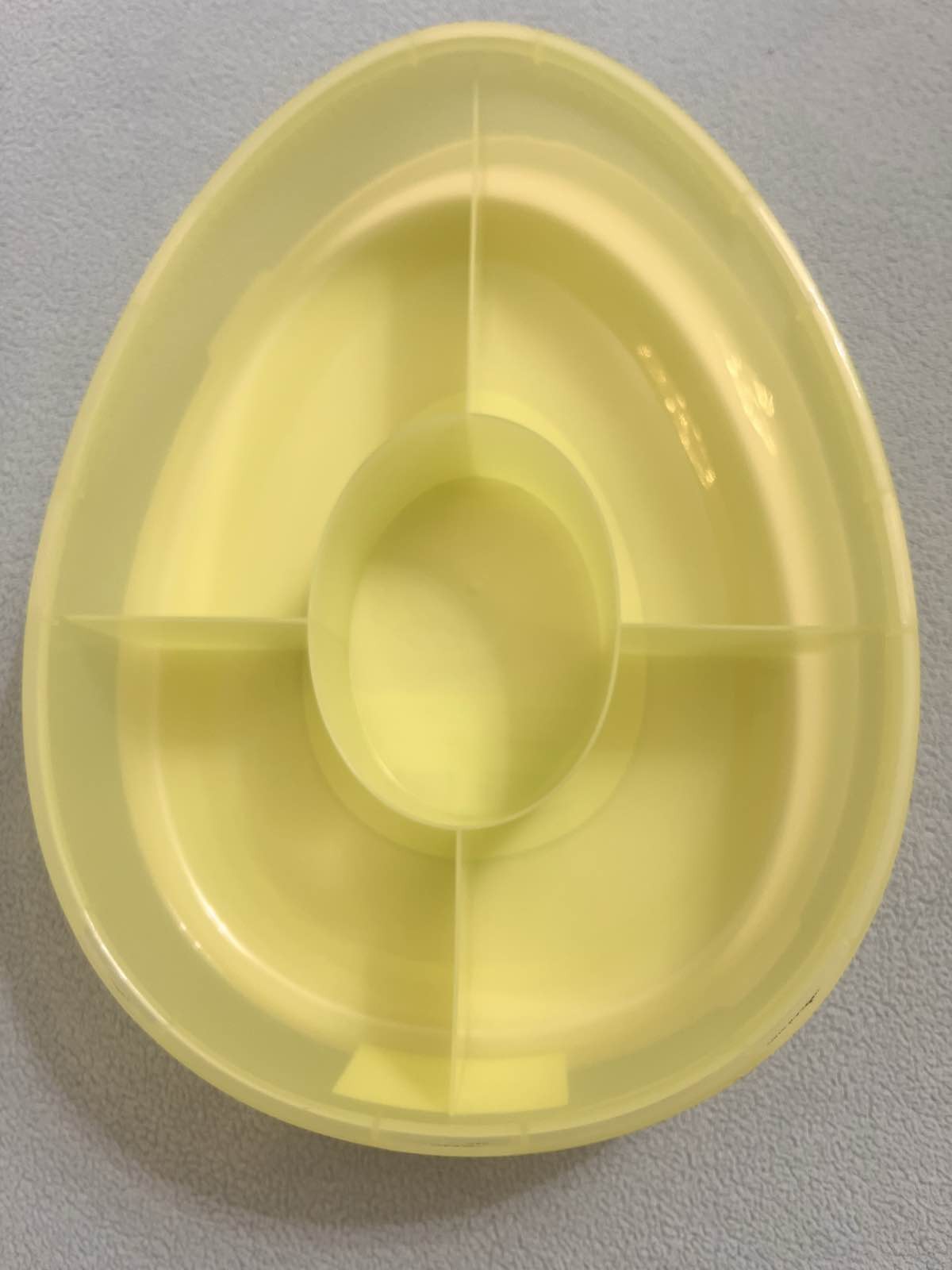 Large Multicolor Egg Snackle Box W/ Lid & 5 Compartments Funny Food Easter Candy