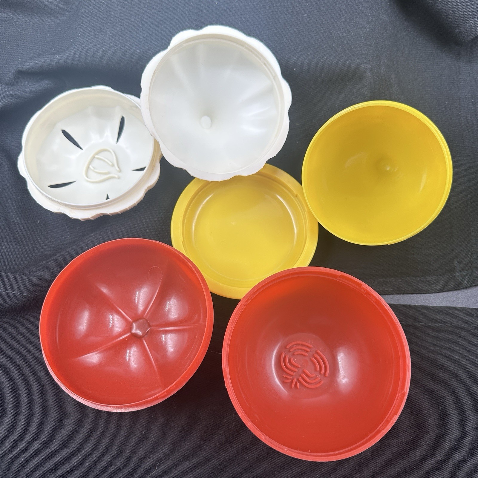Joie Hutzler Food Veggie Savers Keepers Storage Containers Tomato Garlic Lemon