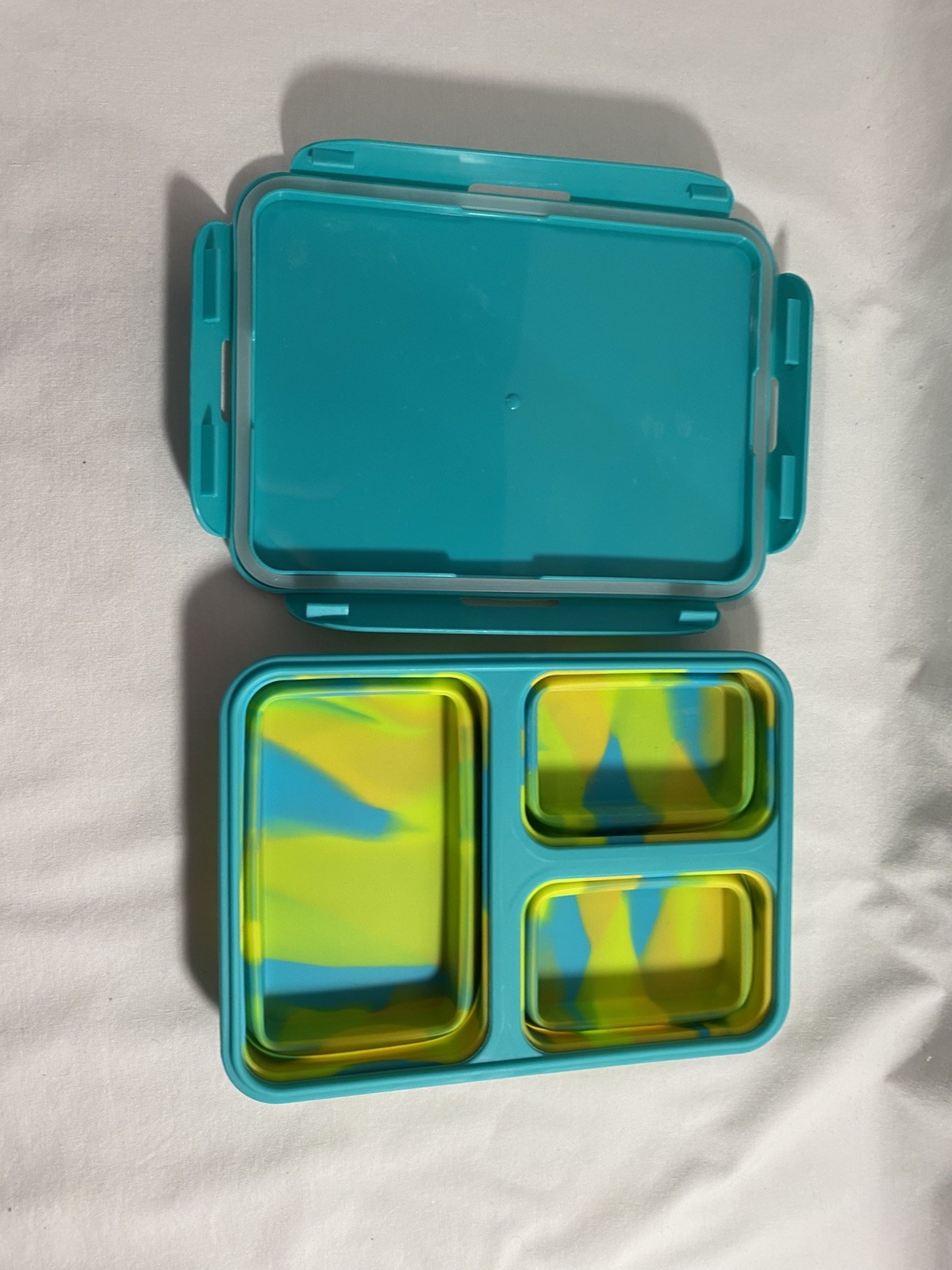 Collapsible Silicone Food Storage Container Bento Box 3 Compartments W/Snap Lid